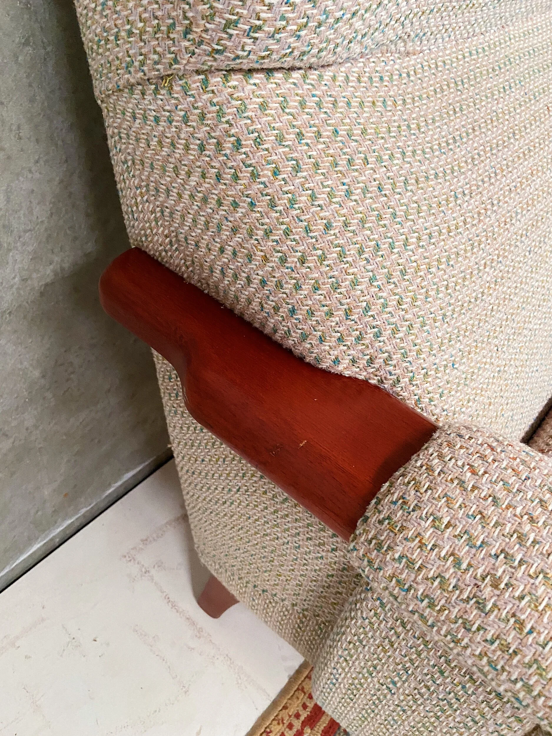 0723F0C0-211D-4844-985F-CC26449012C4