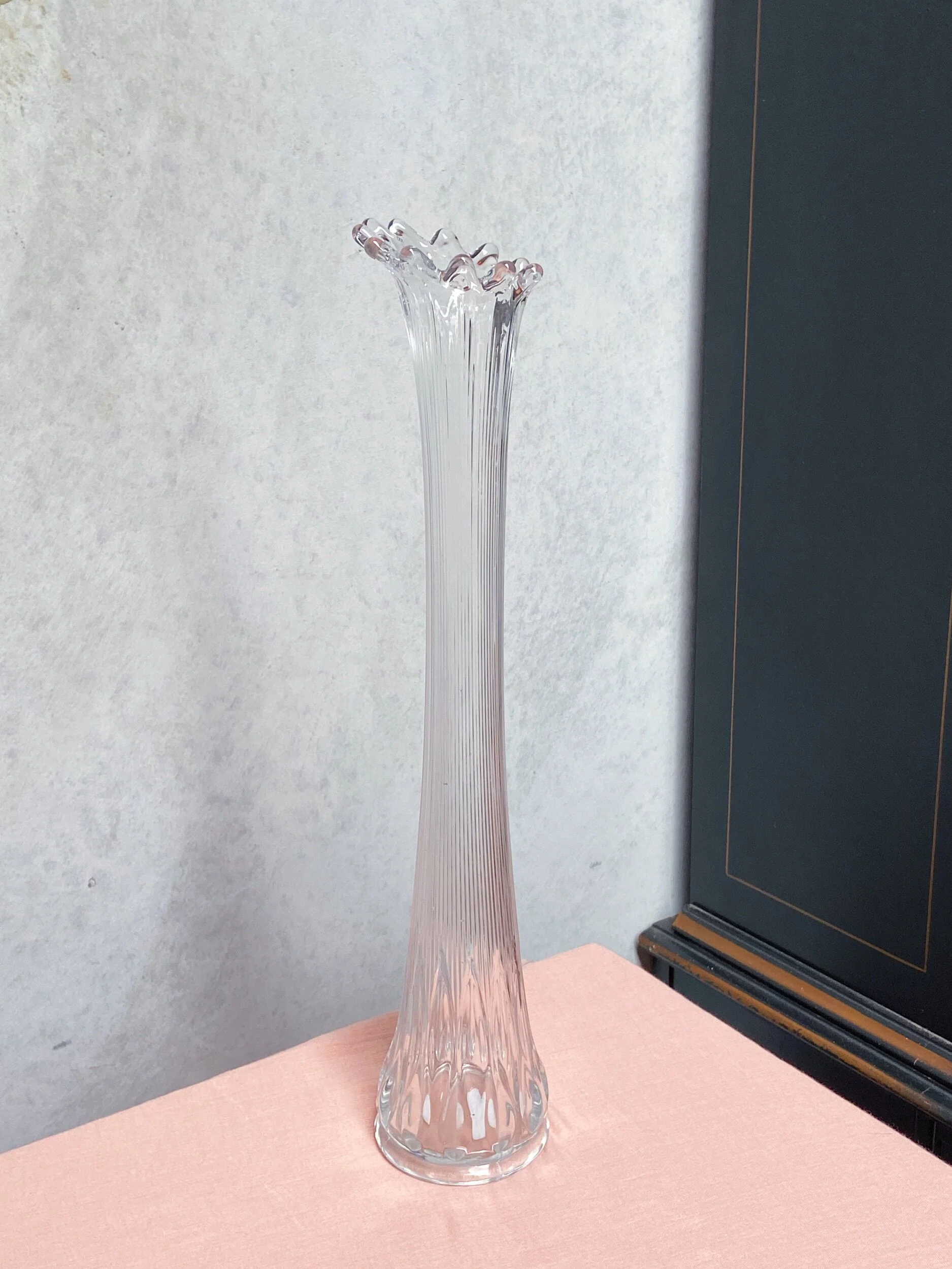 5D67D050-BFEF-4364-A455-91023B7D45E5