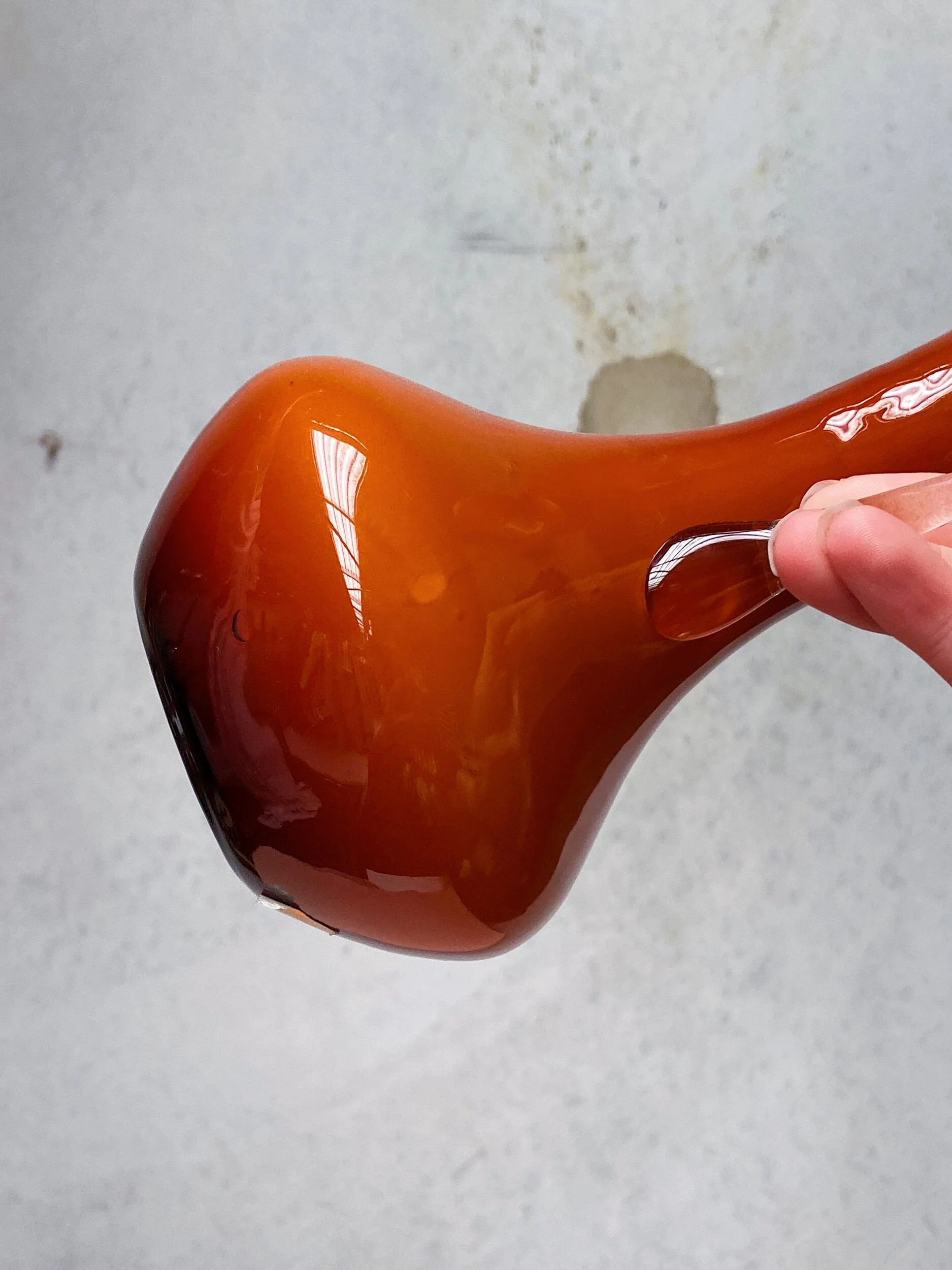 AFCA6E9D-C4B8-4EBE-A7FA-35ABE067D1B9