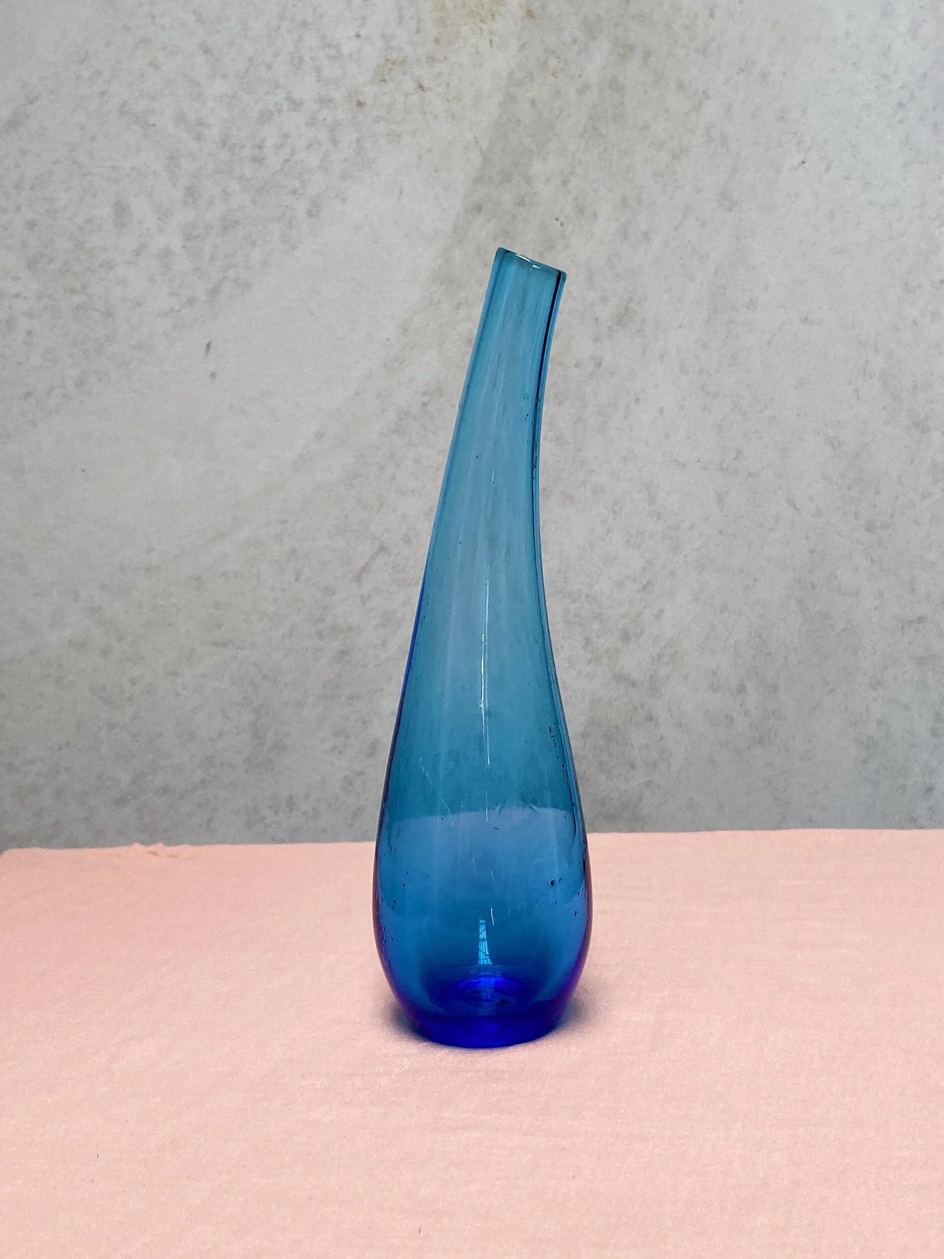 EF219EE3-43FA-480C-A1B7-3B001CDDD0B2