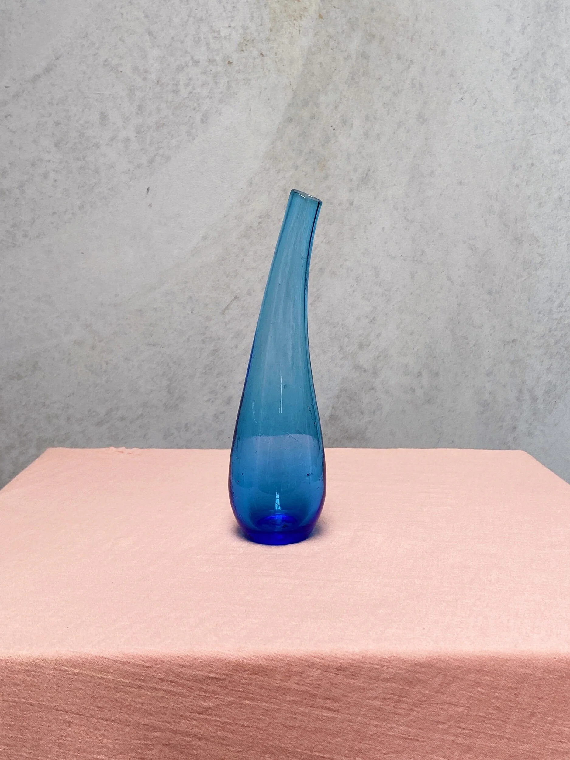 C6D01A2C-5C7C-4310-8B03-1568675D0F30