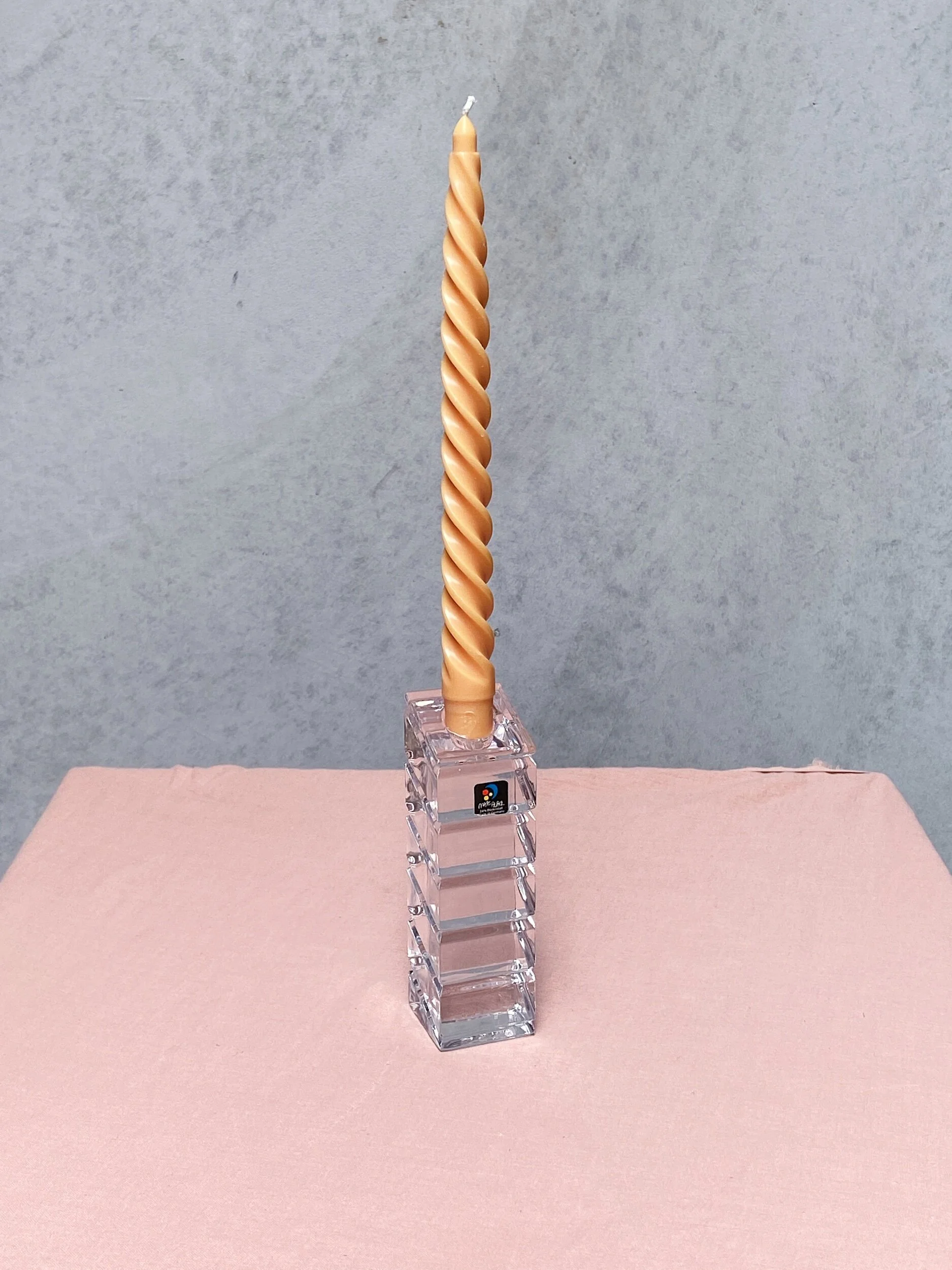 723B7BB0-C0F7-46BA-A2A7-6E2CDED99061