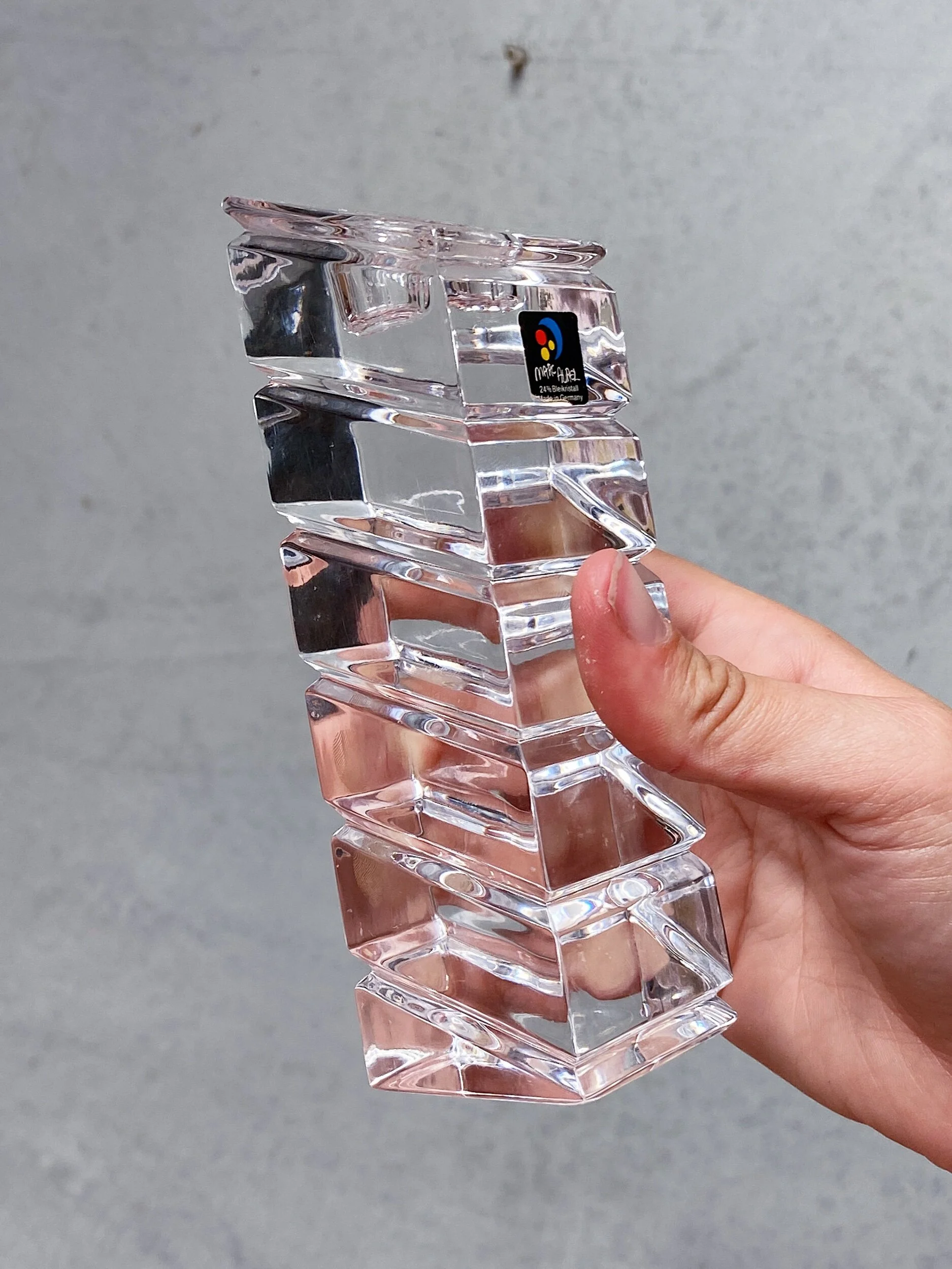 5DC8A0DB-E9DF-4D6E-A79F-8436D51E6889