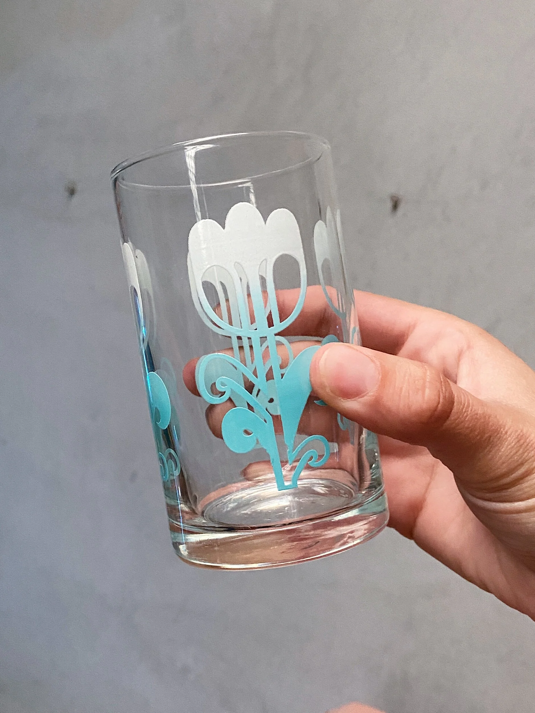 E66EFDD1-B58C-4687-B302-04F06FBFA531