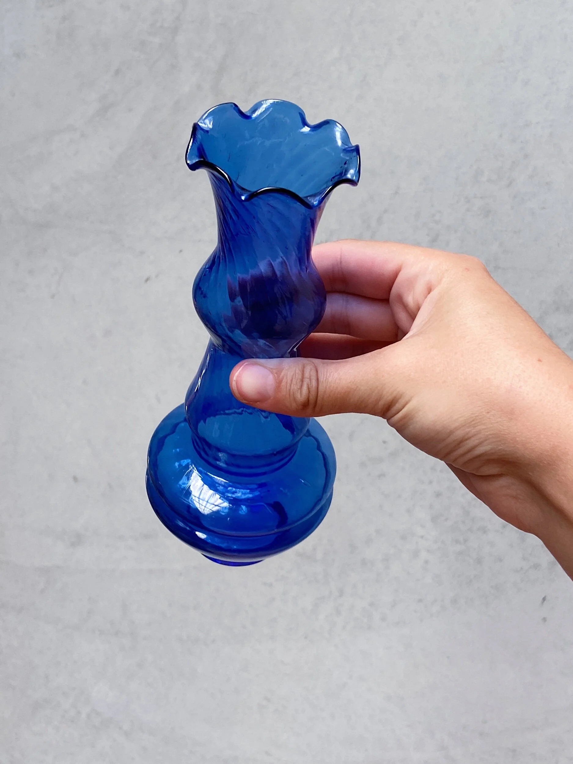 4CEA8A8C-E49D-4783-879B-07DC2A57393C