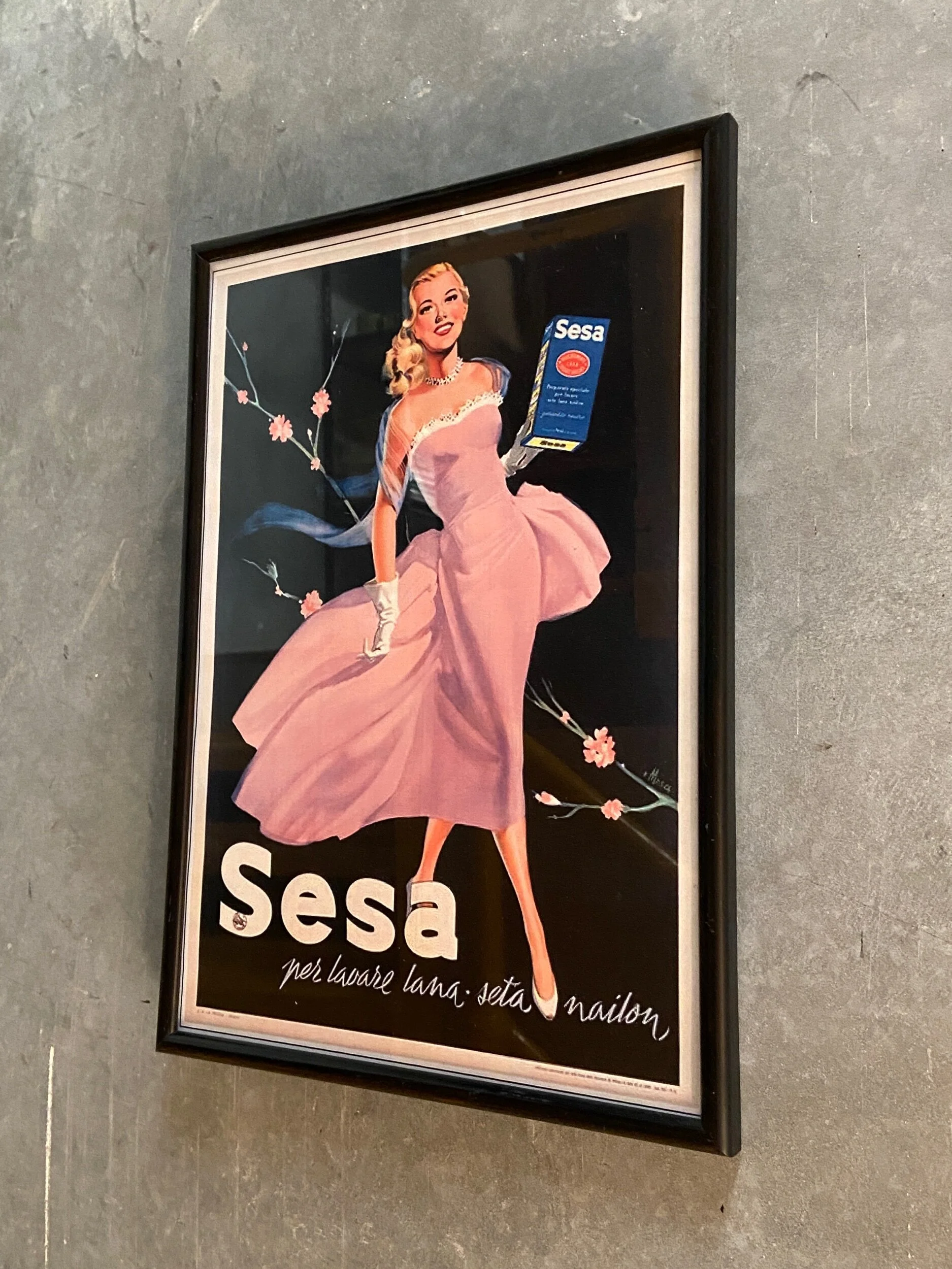 DCF21B92-F5C0-4CE4-9238-F261253D48F5