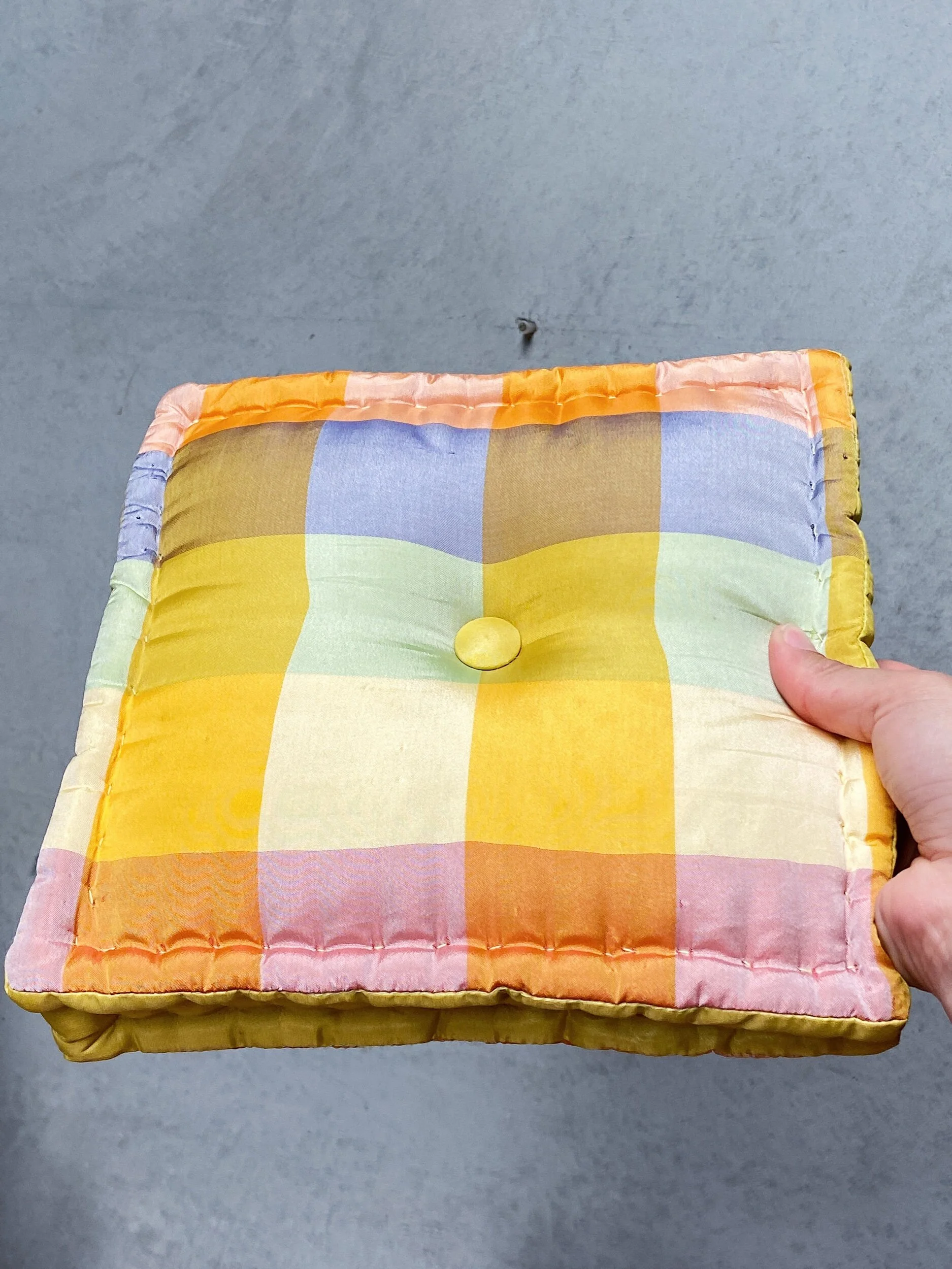 ECC0A12B-5758-45A9-8FB4-AD54B6928D7D