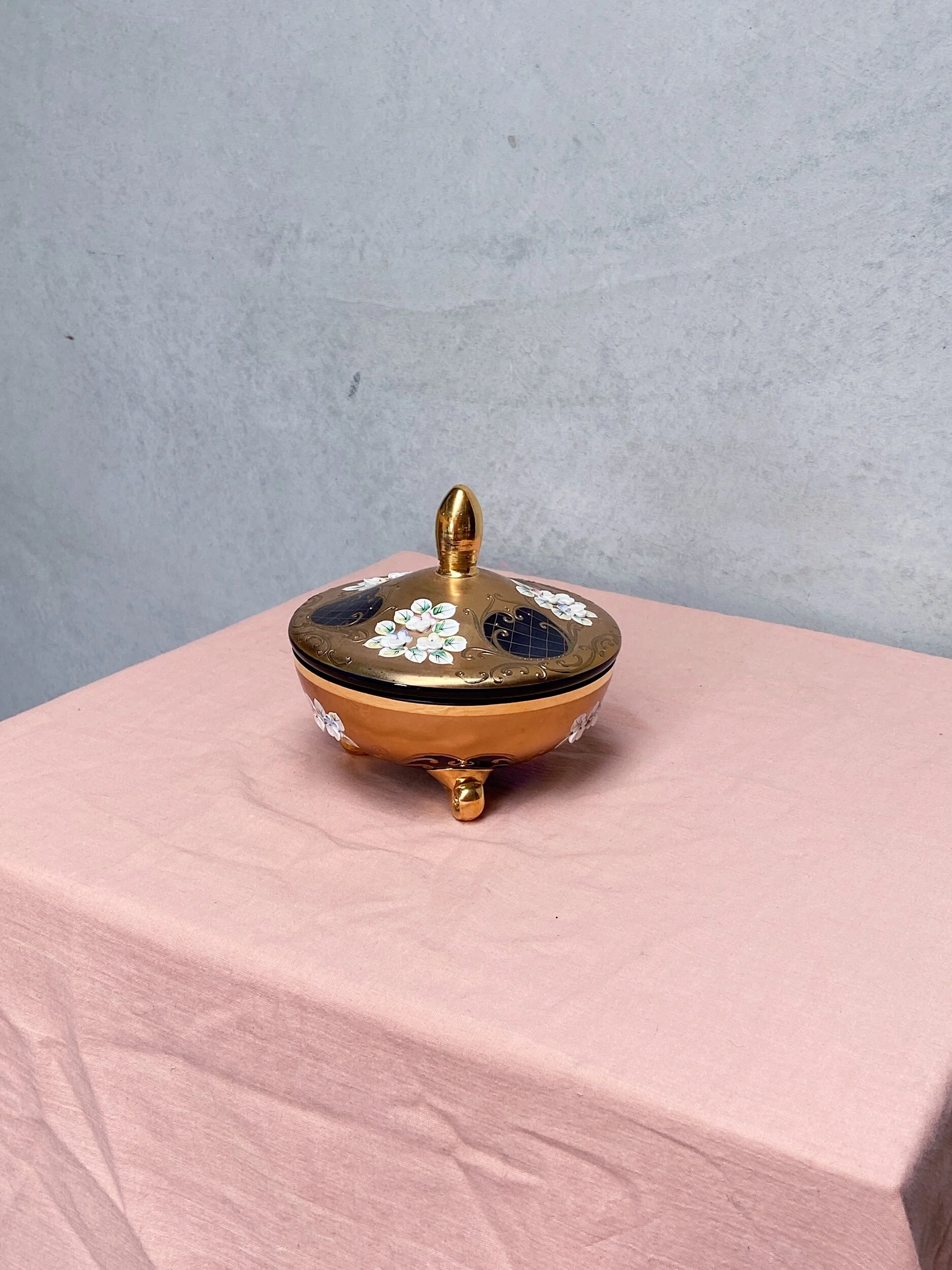 1DB6673A-CD44-4BB6-9F85-8977B173F027