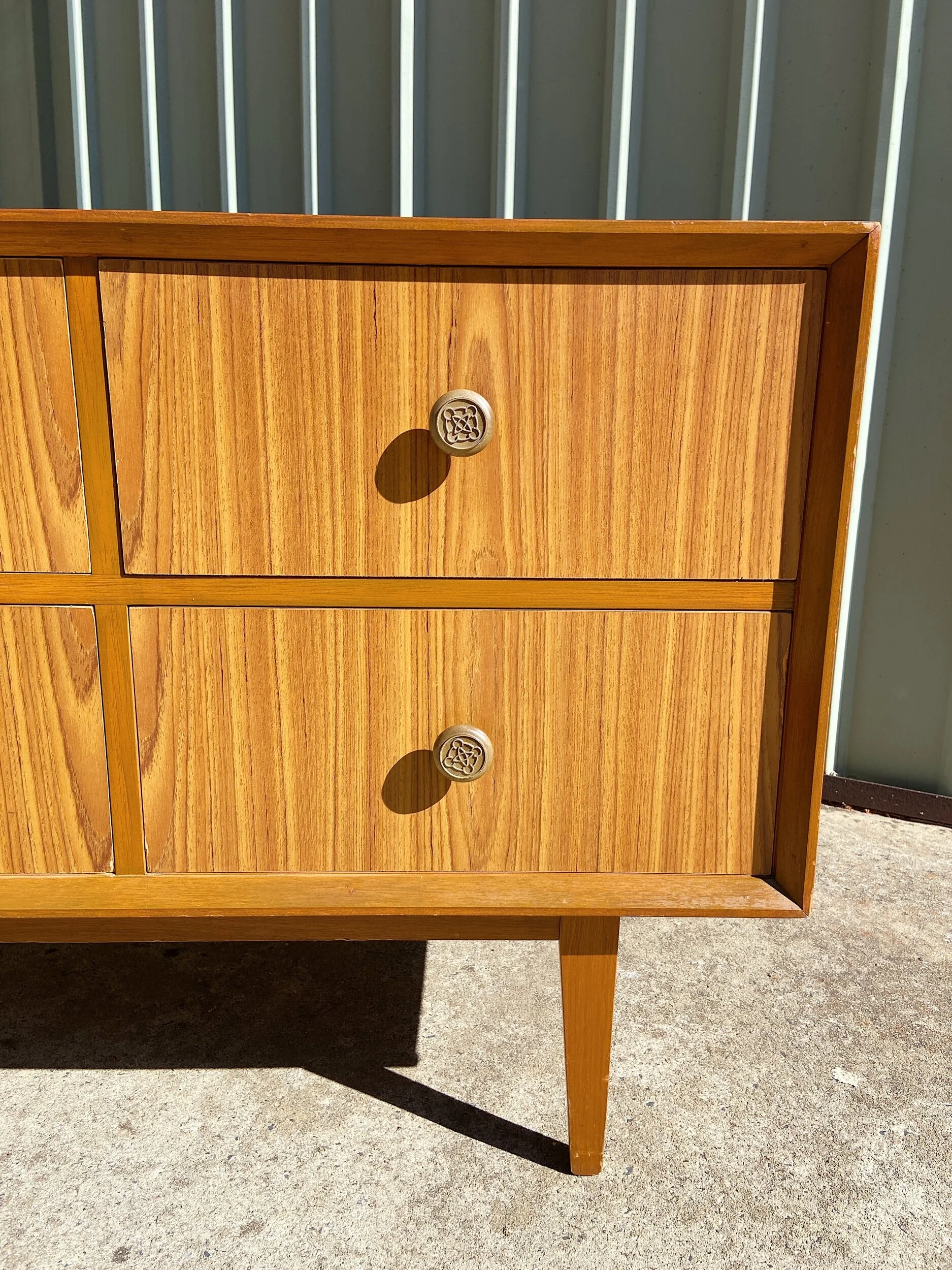 5DCB39F9-2DA2-4807-B5AE-5FB87EEC1B2C