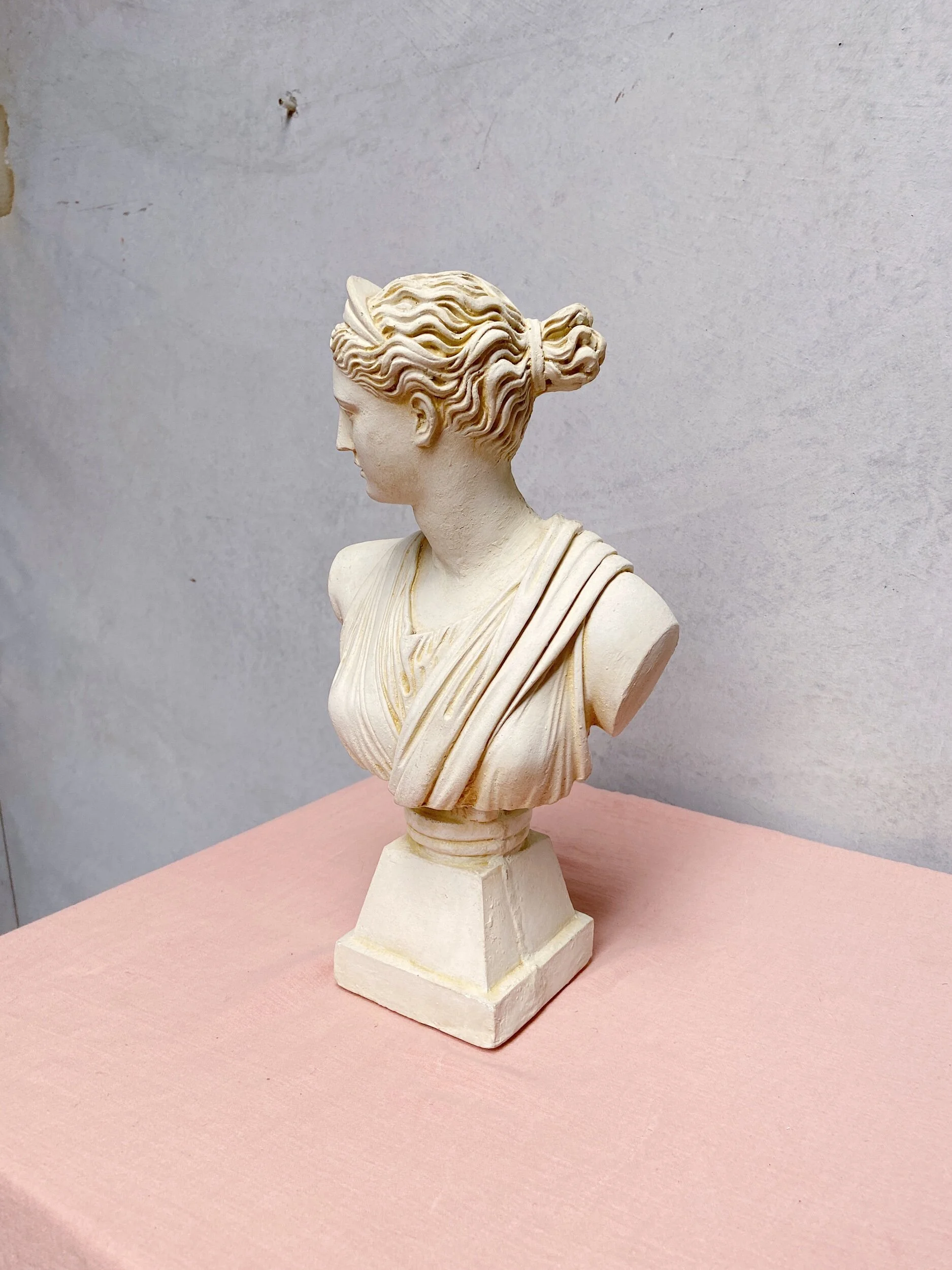 92774801-21F3-421E-A1A8-6FE60FBC4542