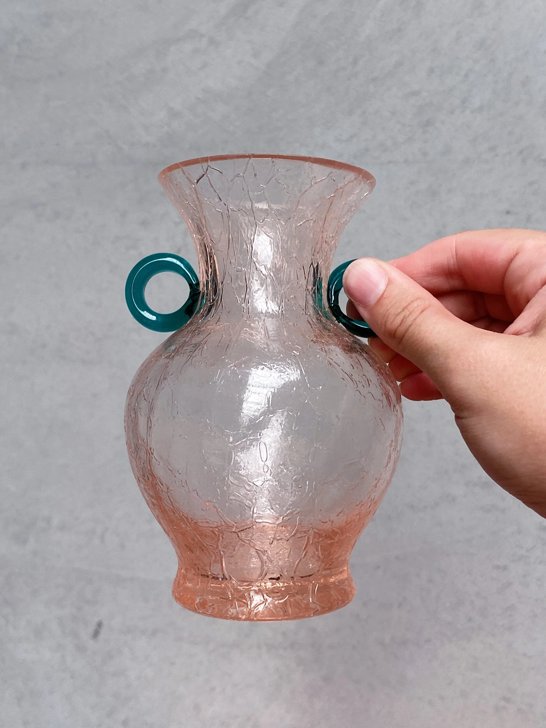 3AACF69E-9C26-4A0F-974D-BE322475627C