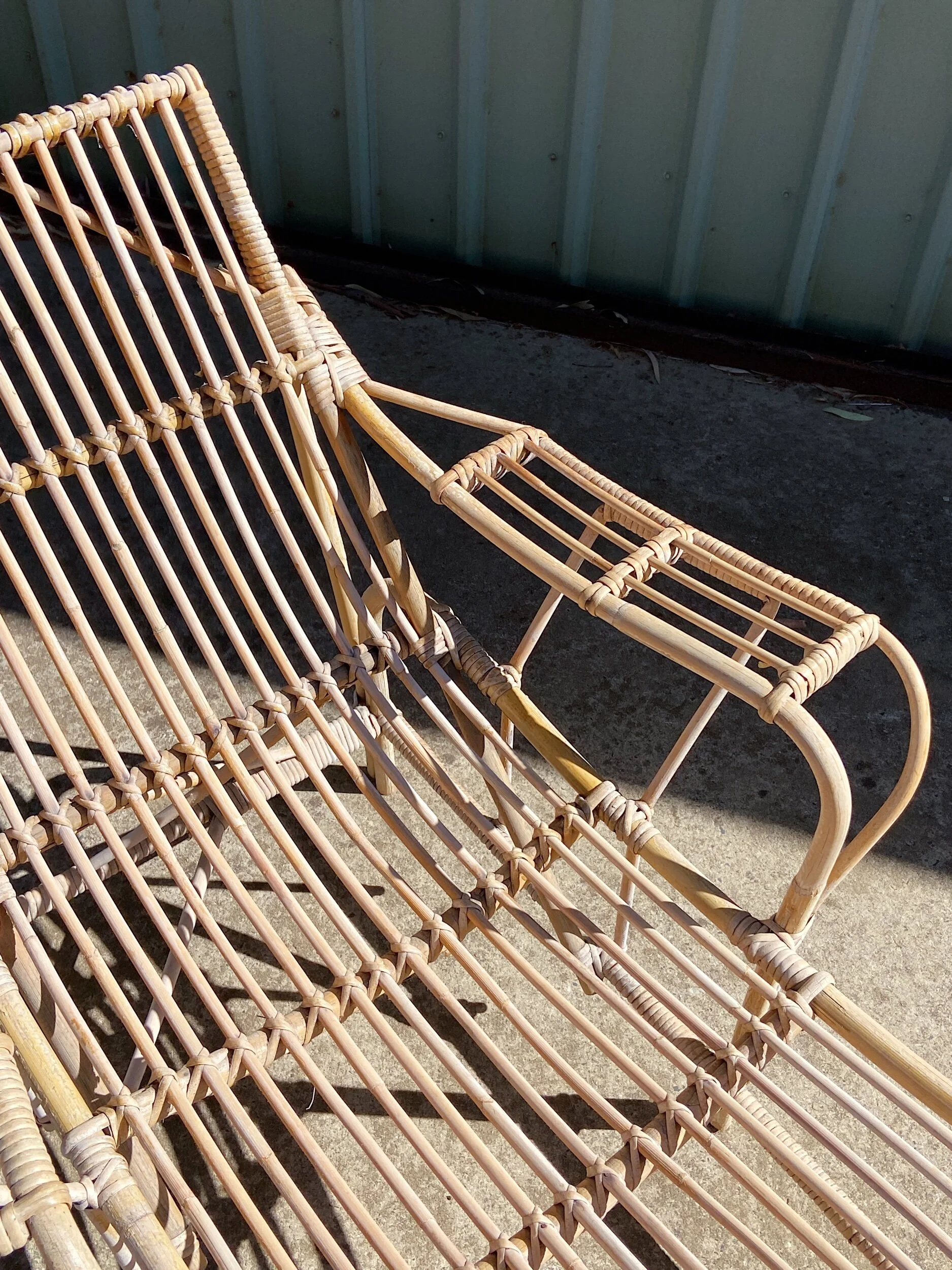 B47271C9-2FDC-4C46-88B5-0BA2B92ED5A6