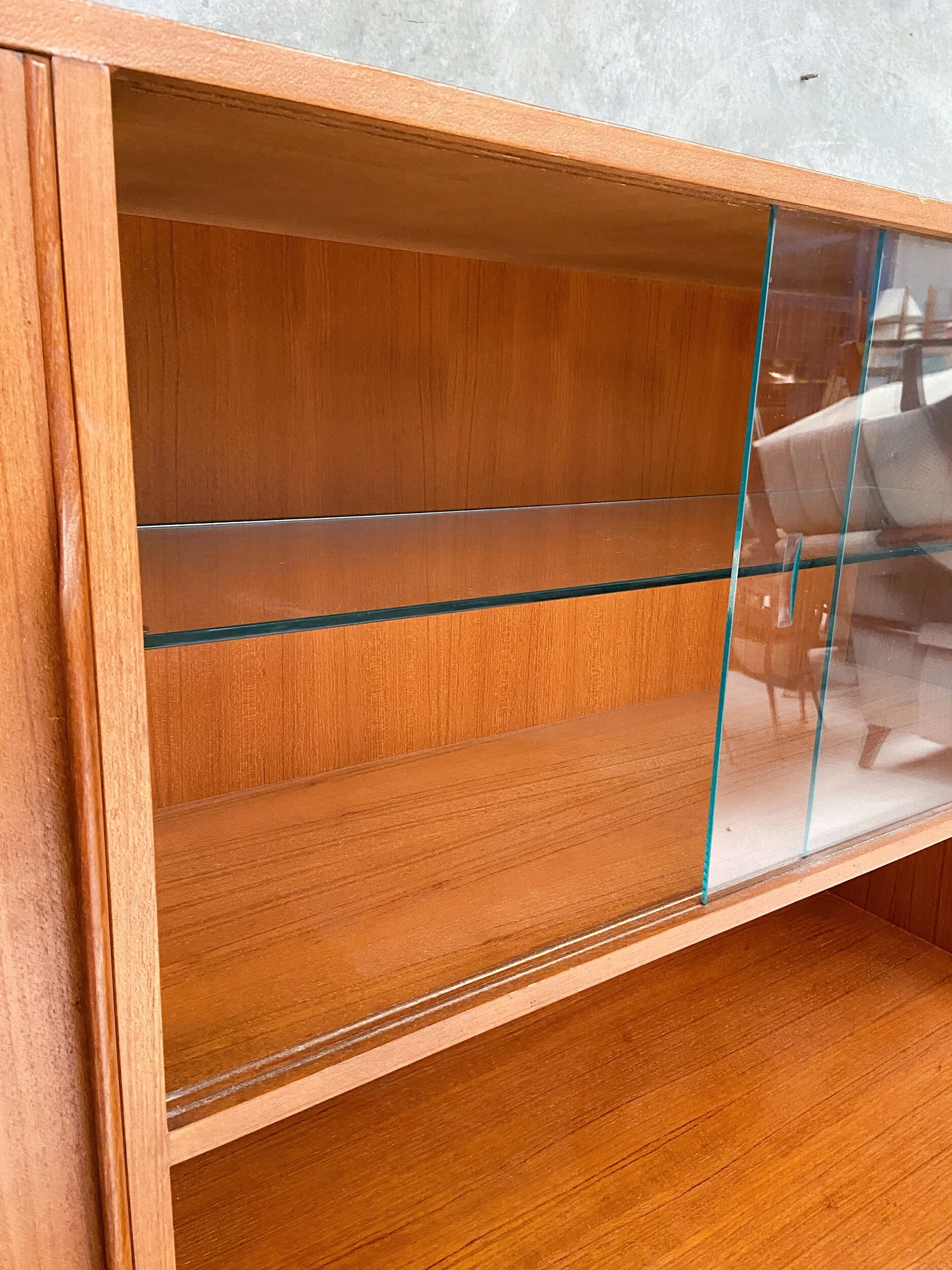 BDC2FF70-0537-4DB1-8D04-954A2B8EB64E