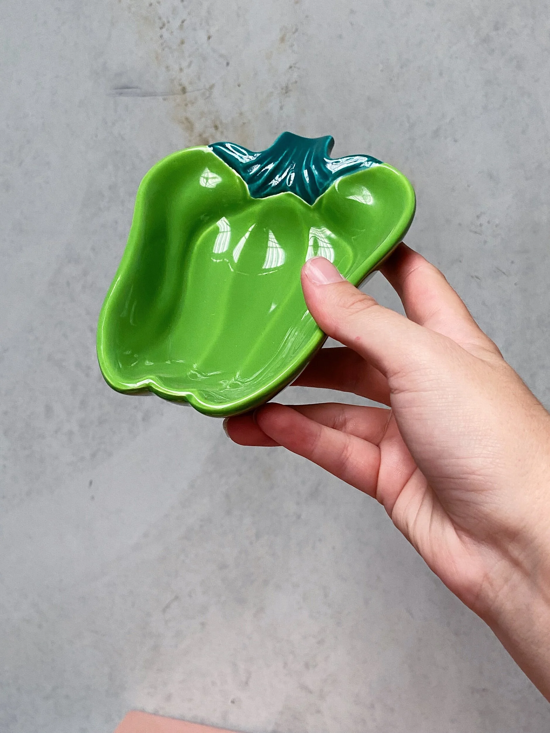 8F52D6BA-5EDD-4627-887A-8F8700B3F8B3