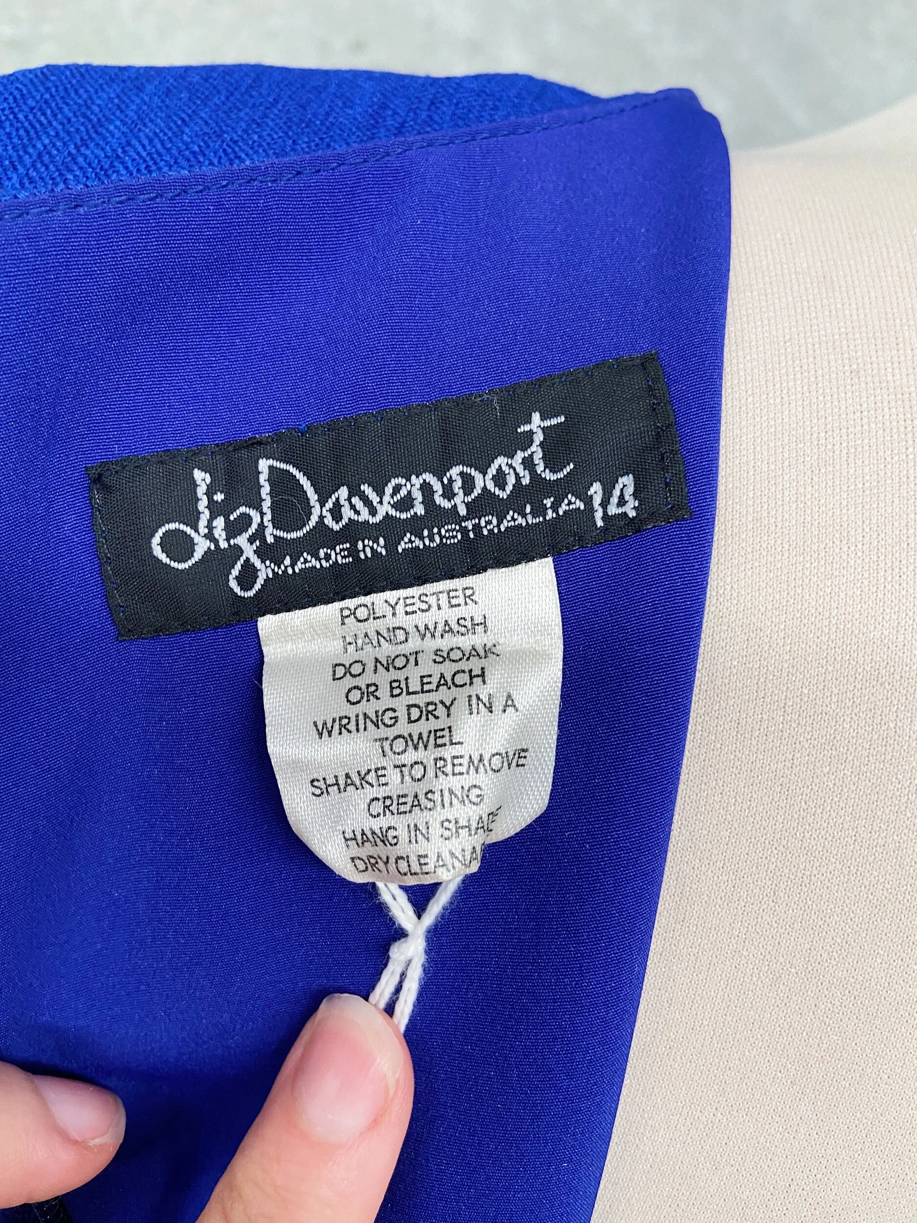 C9DD4D7C-87BA-450A-9C5A-2A2D1059EA77