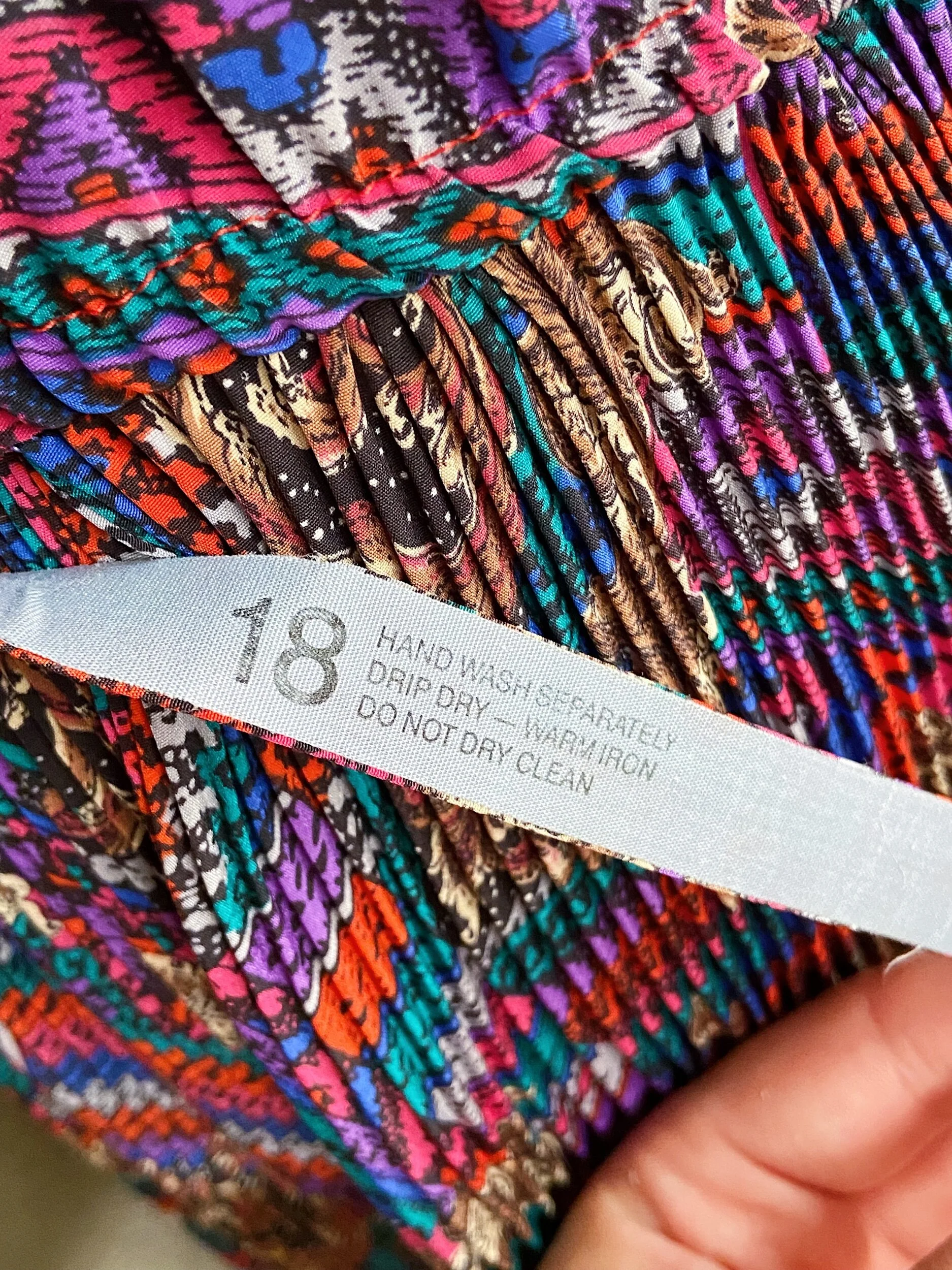 AA4ECA4E-0F82-4AFC-996F-67B3D3603547