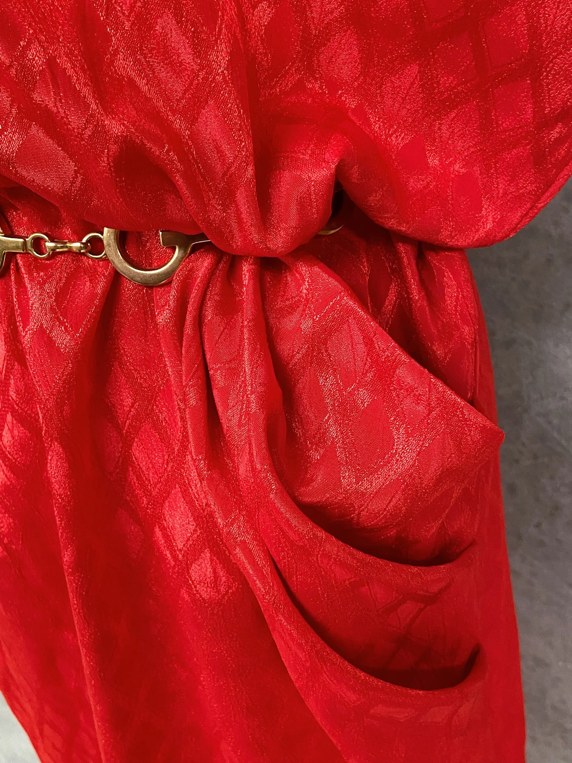 B92757AA-9505-4AAC-95EB-808949499BDE