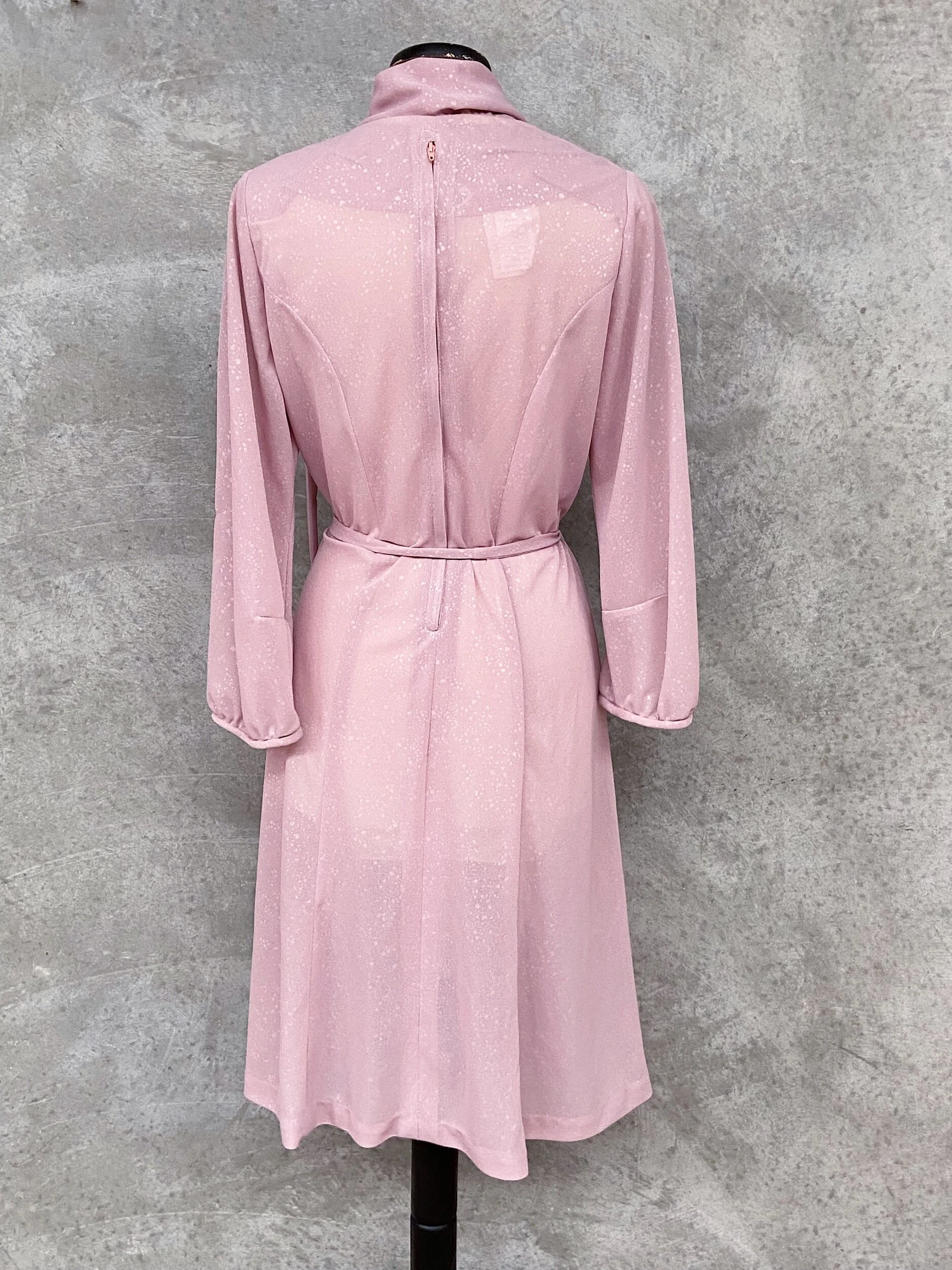 DB497547-8EA6-47BC-B6F4-98B1EEEF06E8