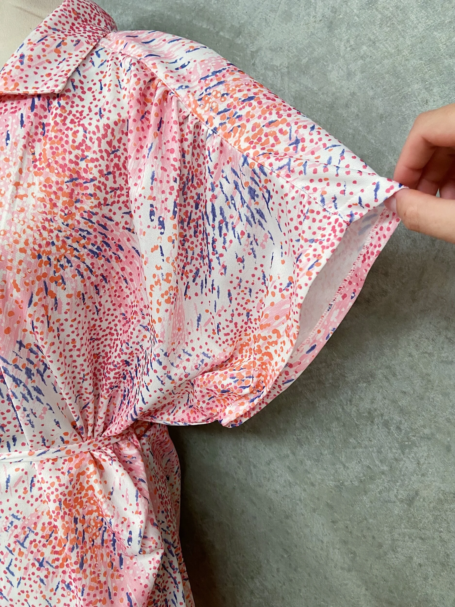 0B39BF39-9E1C-4A99-9300-B27E8F4C99D4