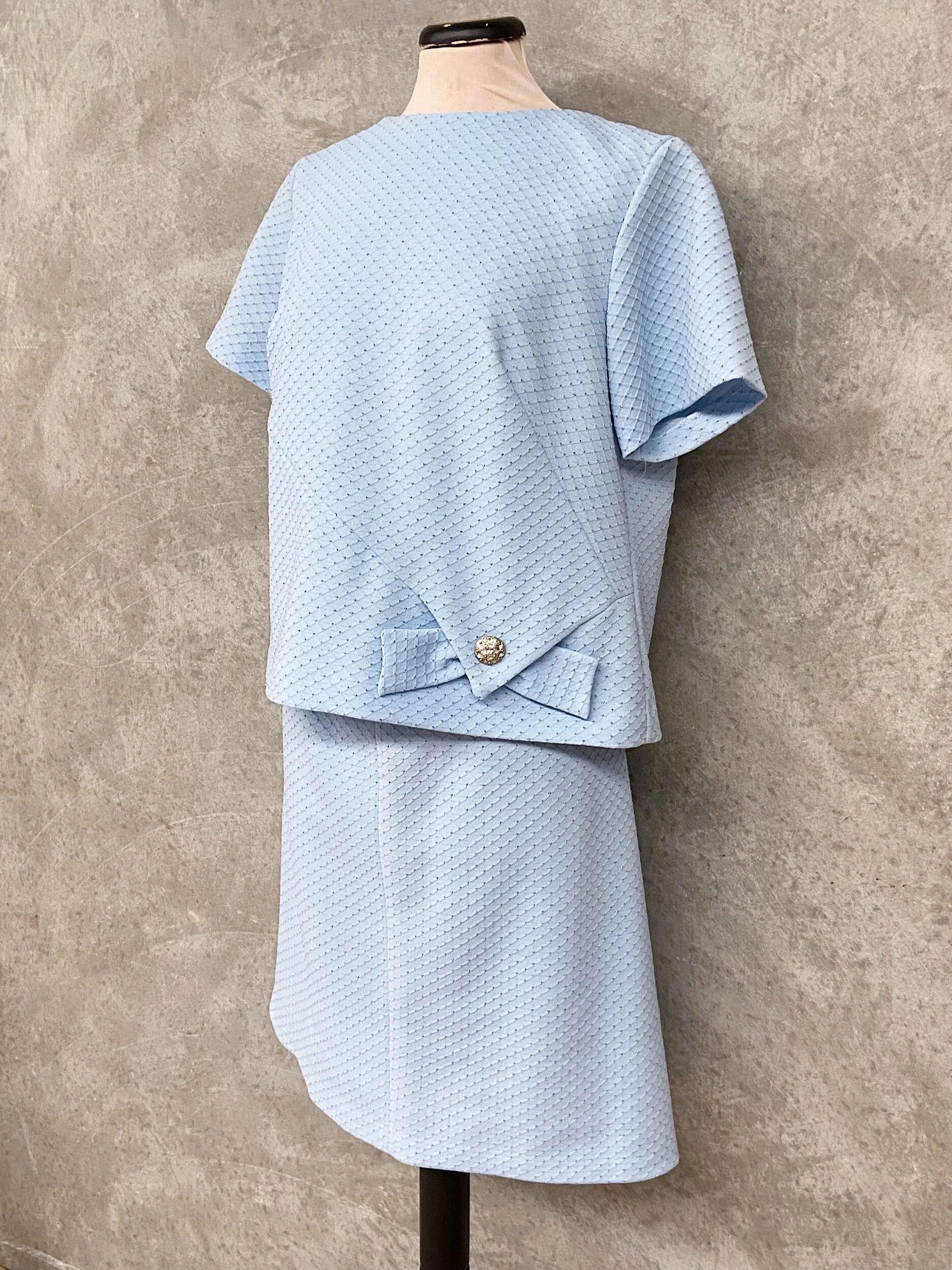 68230037-4F1D-4F49-8FCC-598C86AFF52F