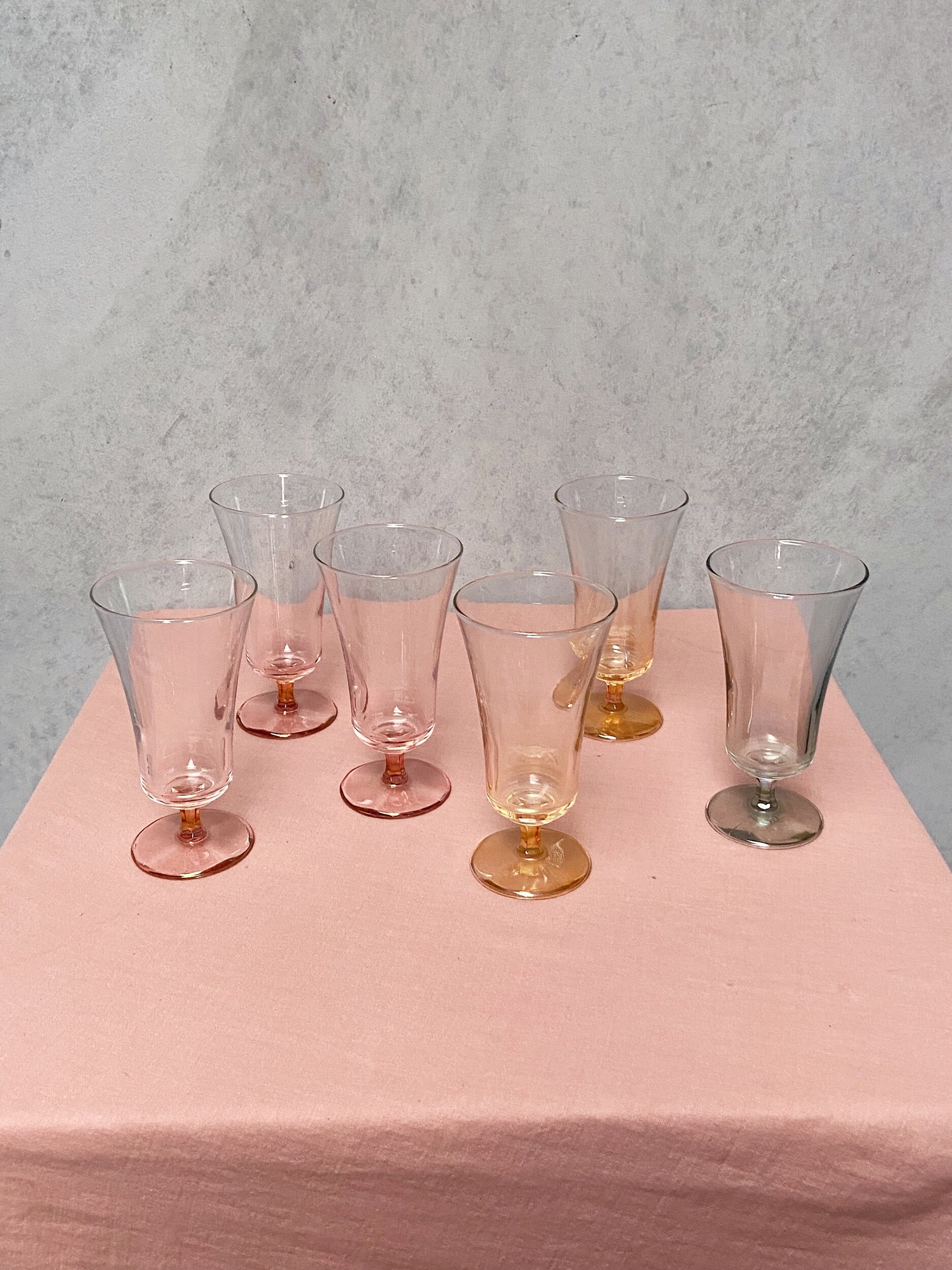 D6E0C2D7-353C-455B-BDEF-916A63552184