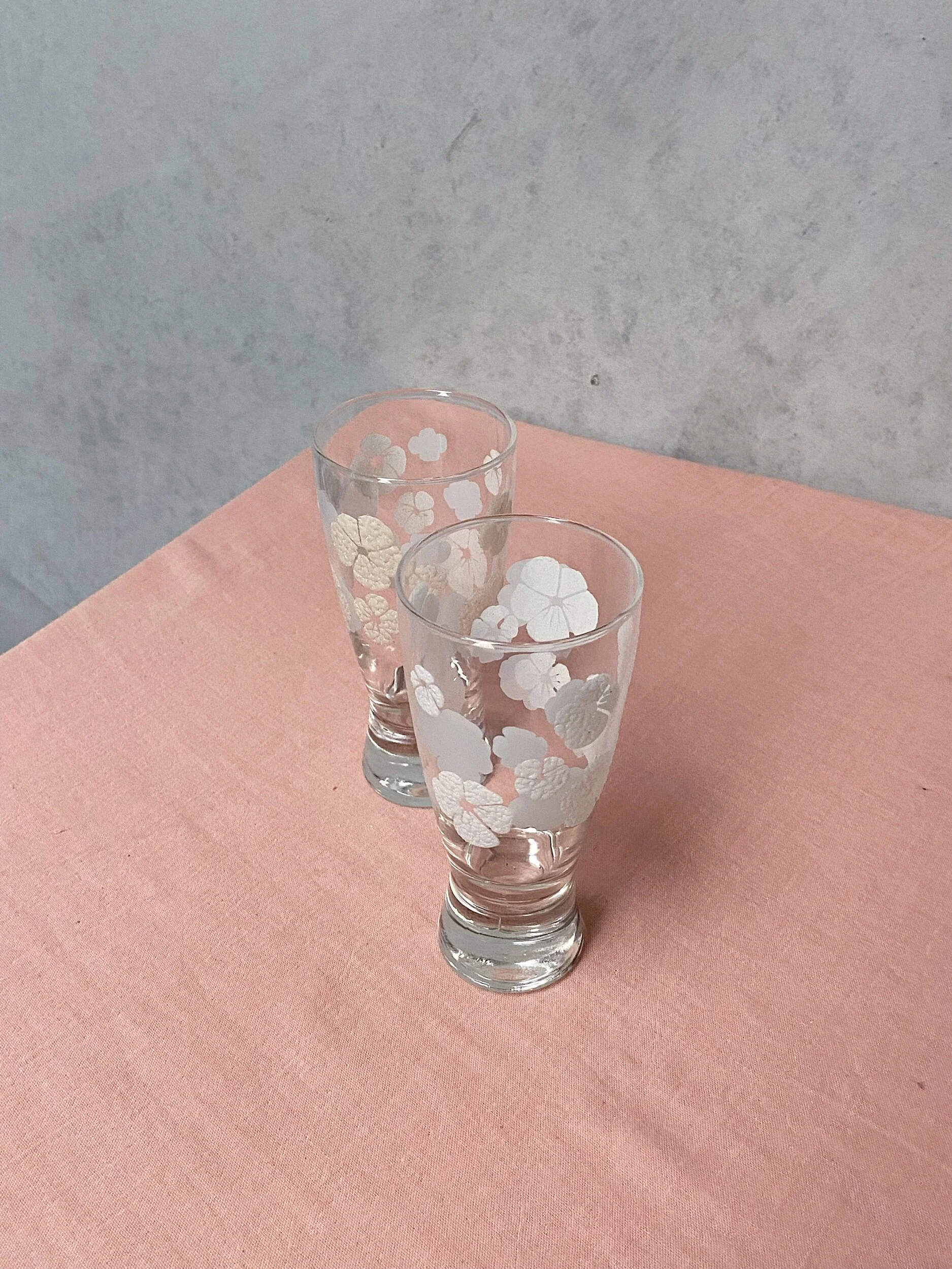 B9512D18-6FD0-4C57-A5FB-1038000D96E5