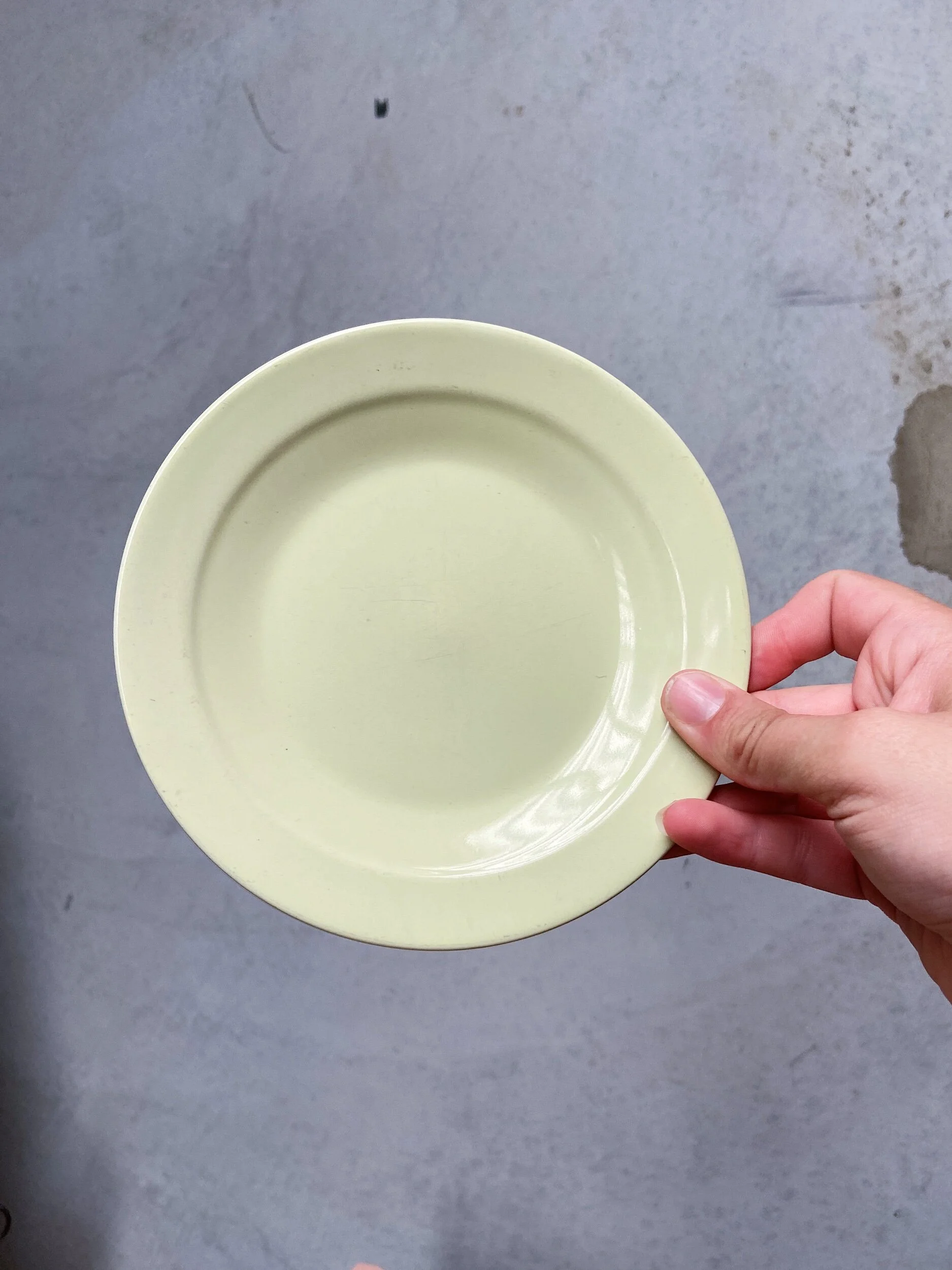 0E4E8F30-F675-444F-B584-BDE845445F70