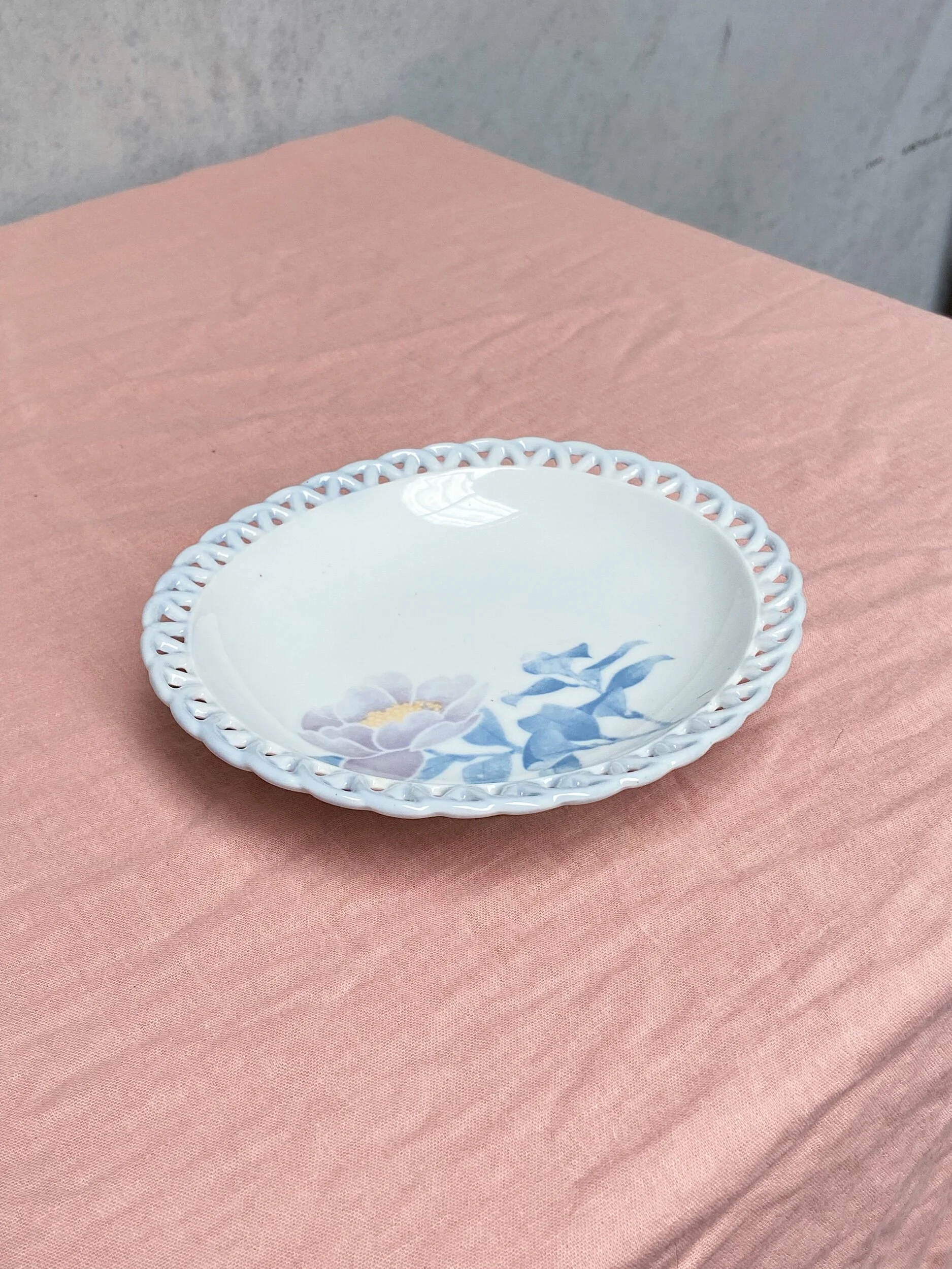 F177F51E-68AB-4A9E-BBA2-3C0566FE4BCF