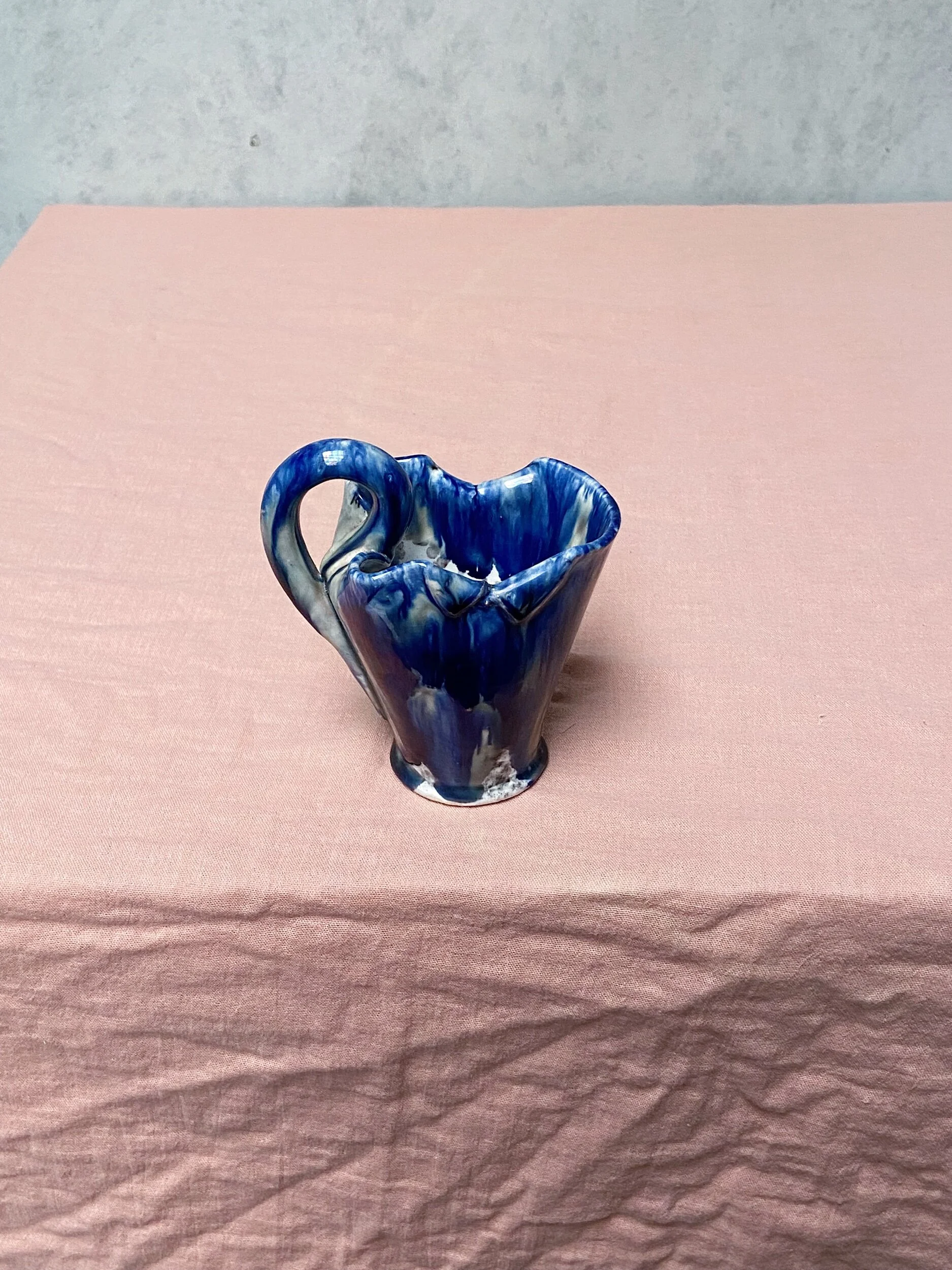 6A5CBB81-EC69-4E7F-985E-99B407DC227F