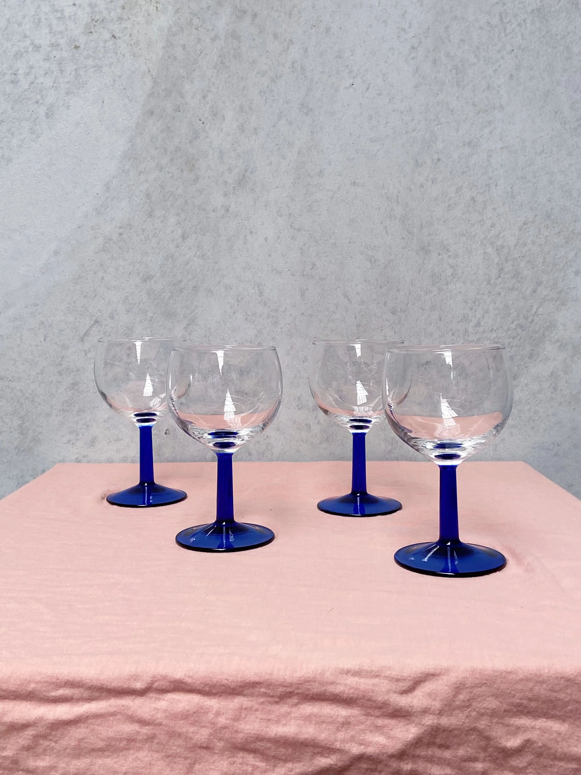 2A3F007B-AE03-438D-A086-D8379D4EB4B3