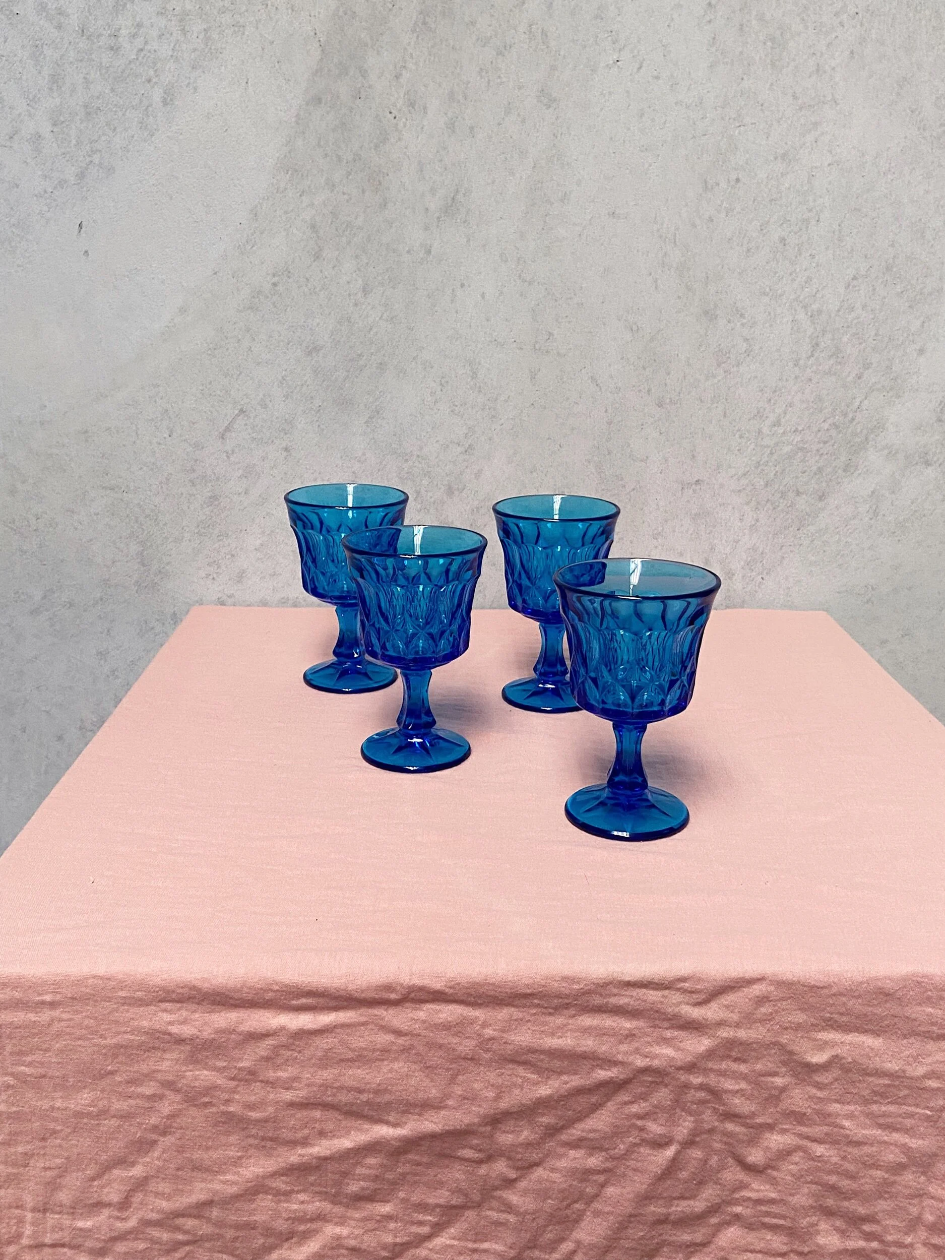 9FE11AEA-CE36-438D-BF83-209A1085075A