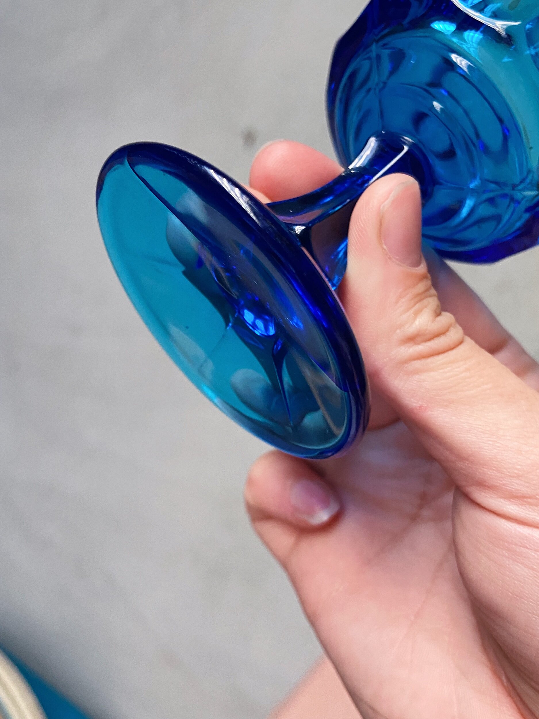 4B42EEEC-7AAD-43CA-94A8-40B54F3750AA