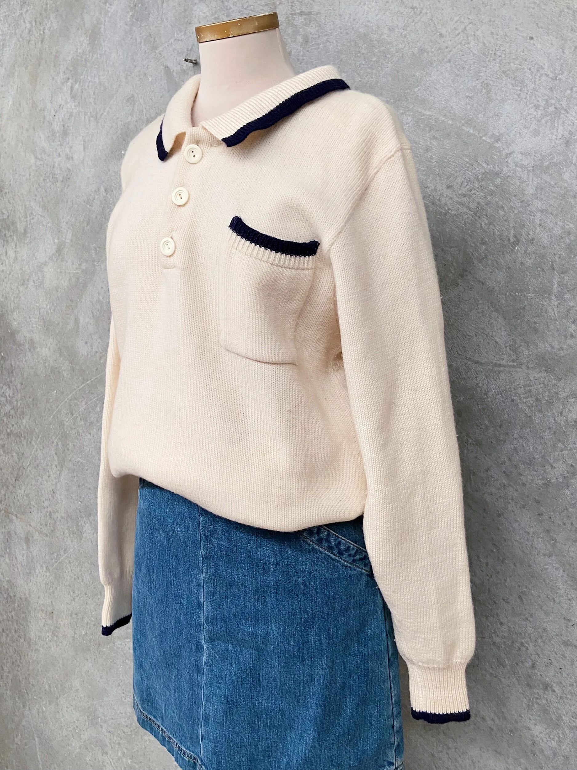 5F83B9AA-2884-417D-A087-7319E1DF7A8B