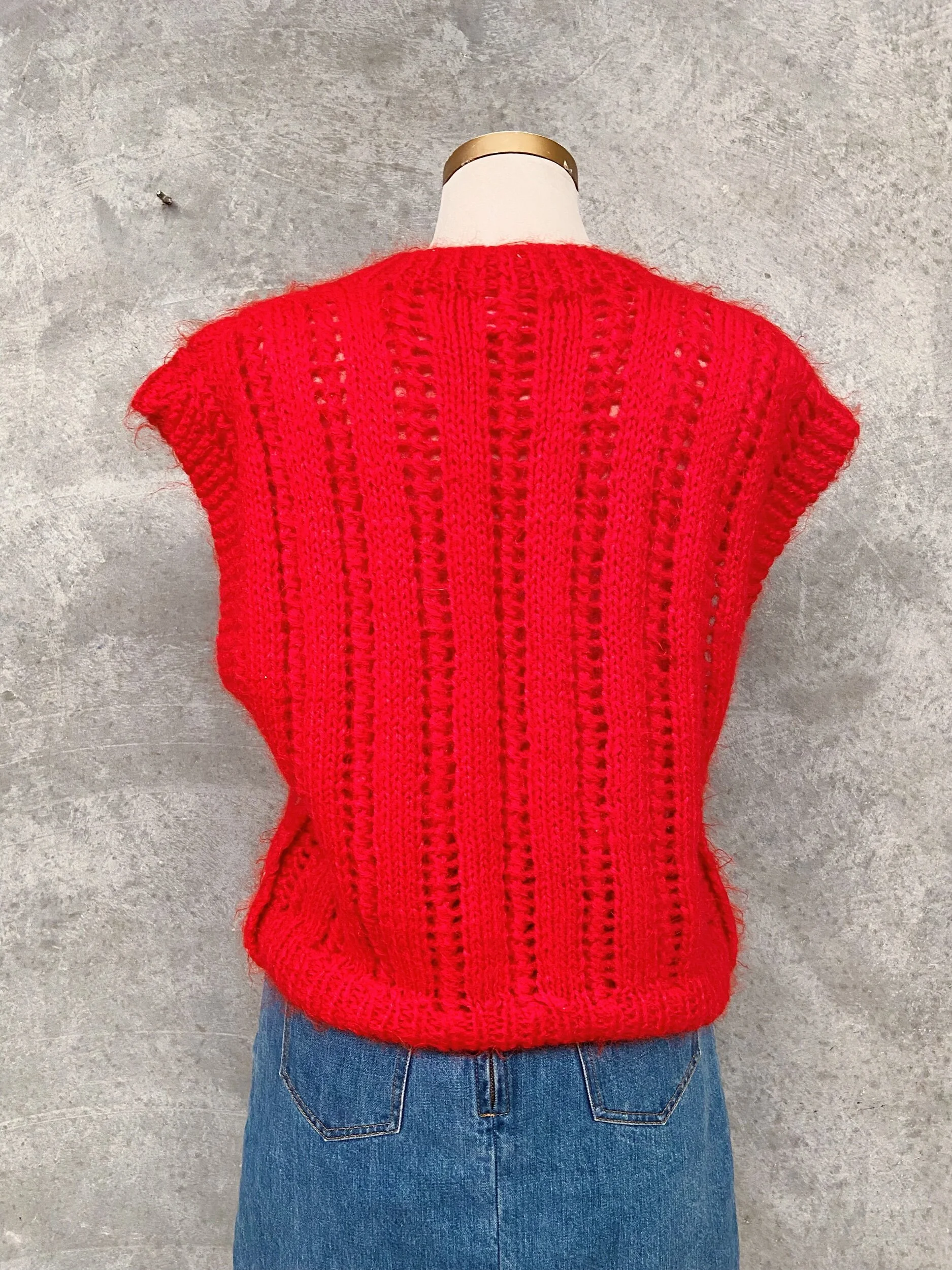 14229E4B-50CF-41C8-8D09-F5623D5374C7