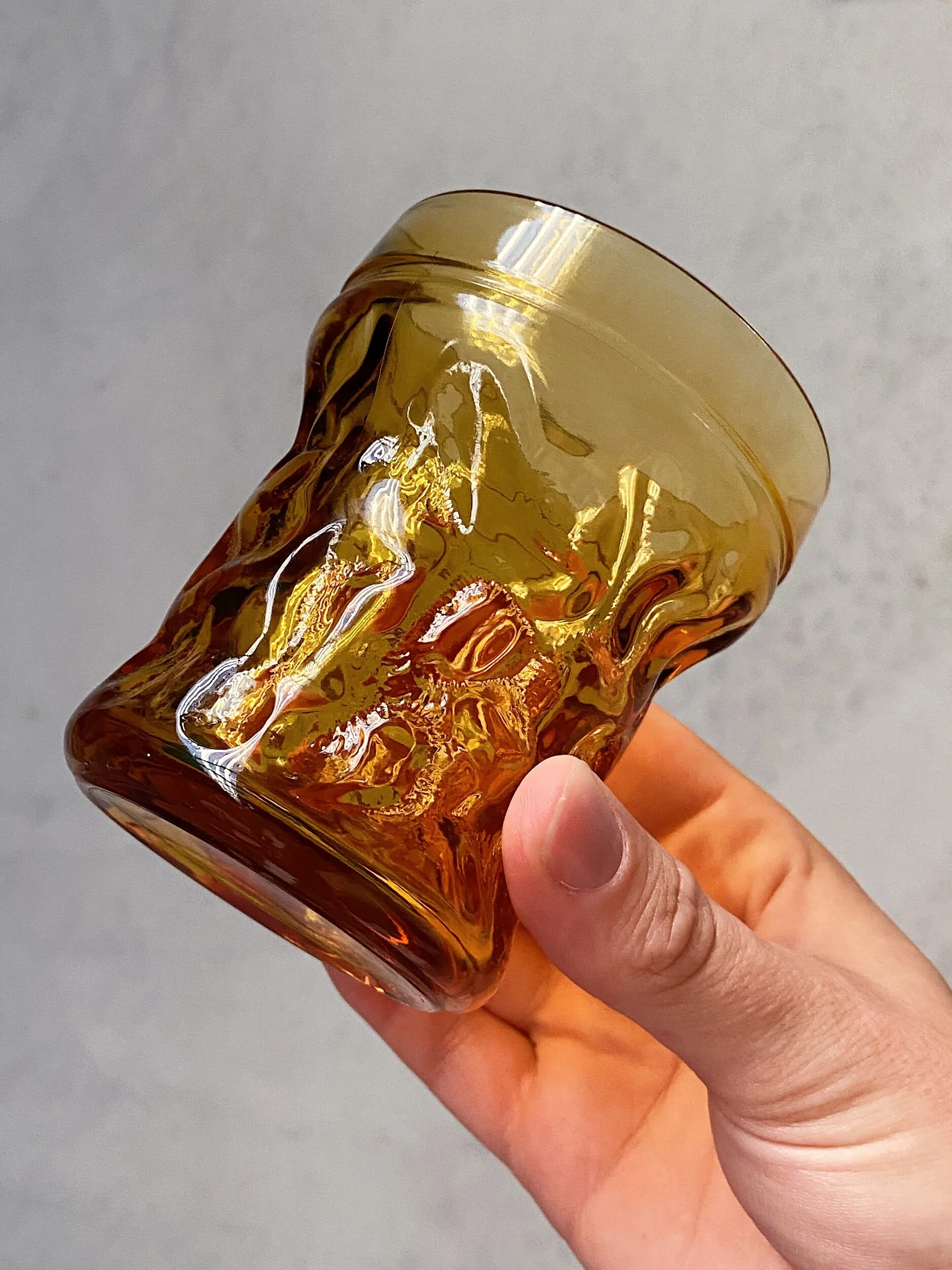 000DFE76-F2DB-4B62-AF47-4C93BB9C8EBB