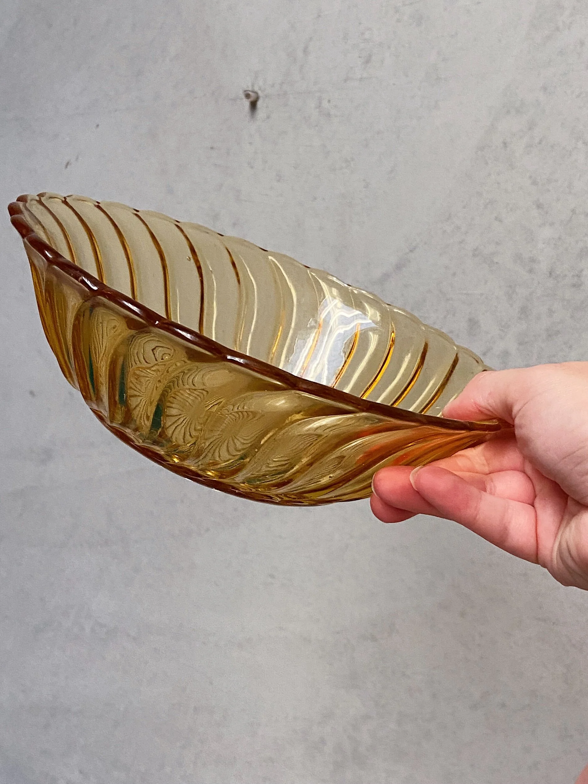 22DC949B-5021-4DCC-A24B-C2E7E1EB2F54