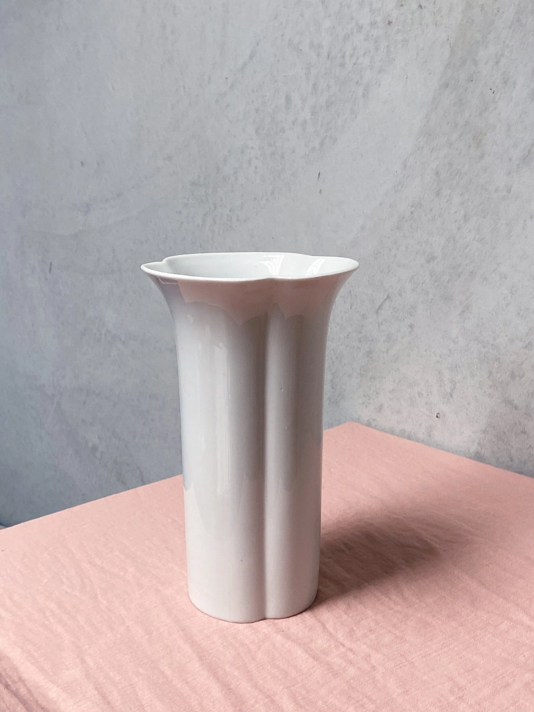 35238B40-8709-4EF5-9978-CE3577C19CD1