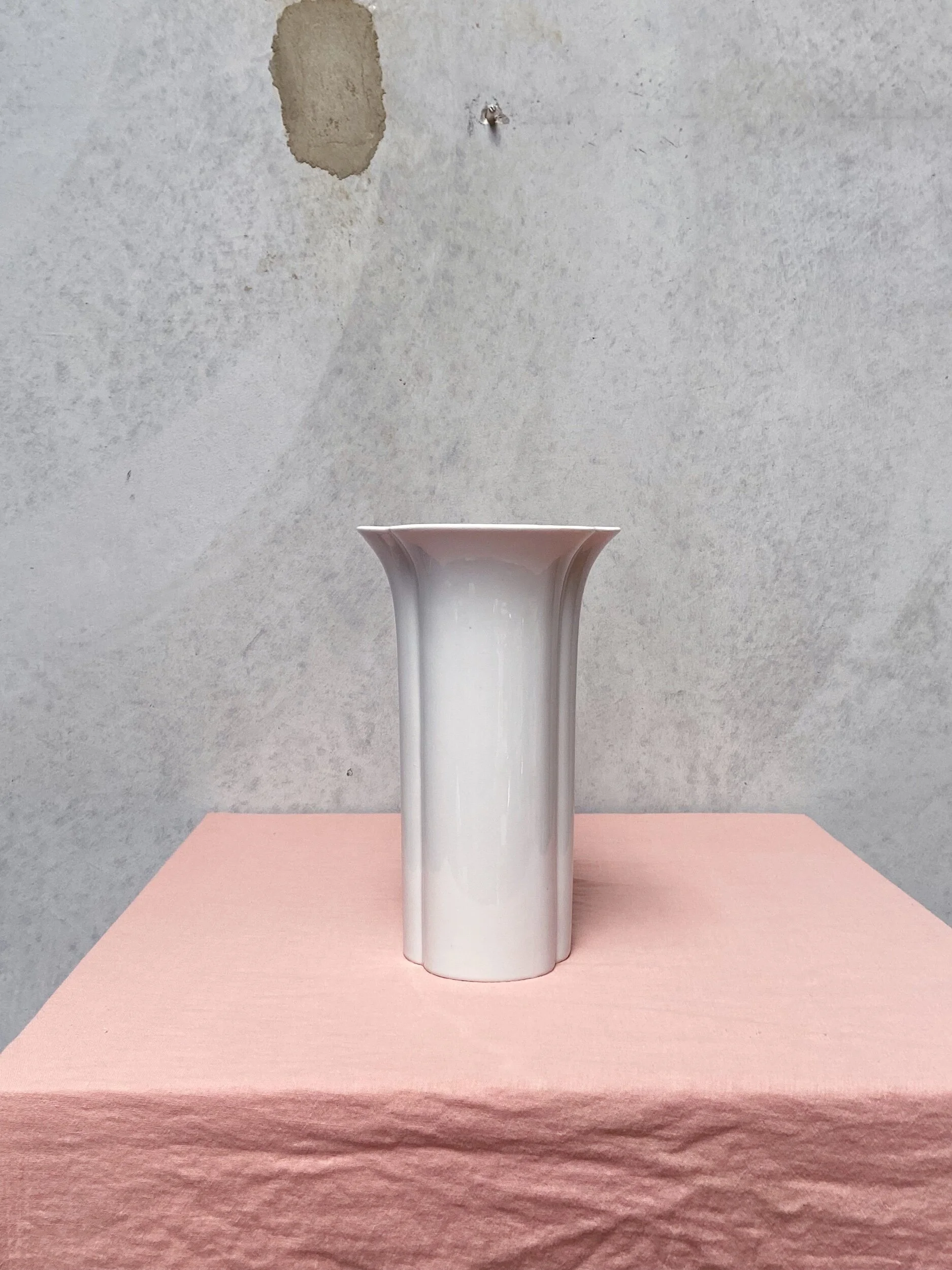 CC6D2303-67EB-4895-99C9-D6537C5547E9