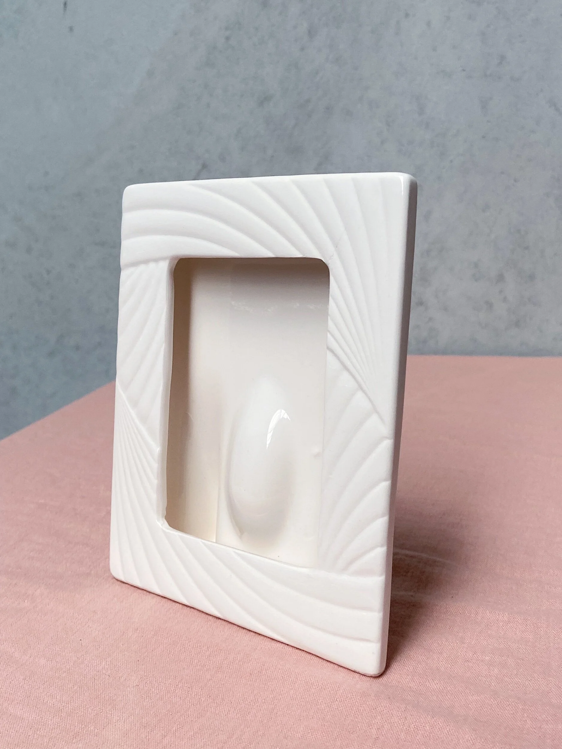 09D9F325-B261-4FF5-9F67-A45AC01B5FA0