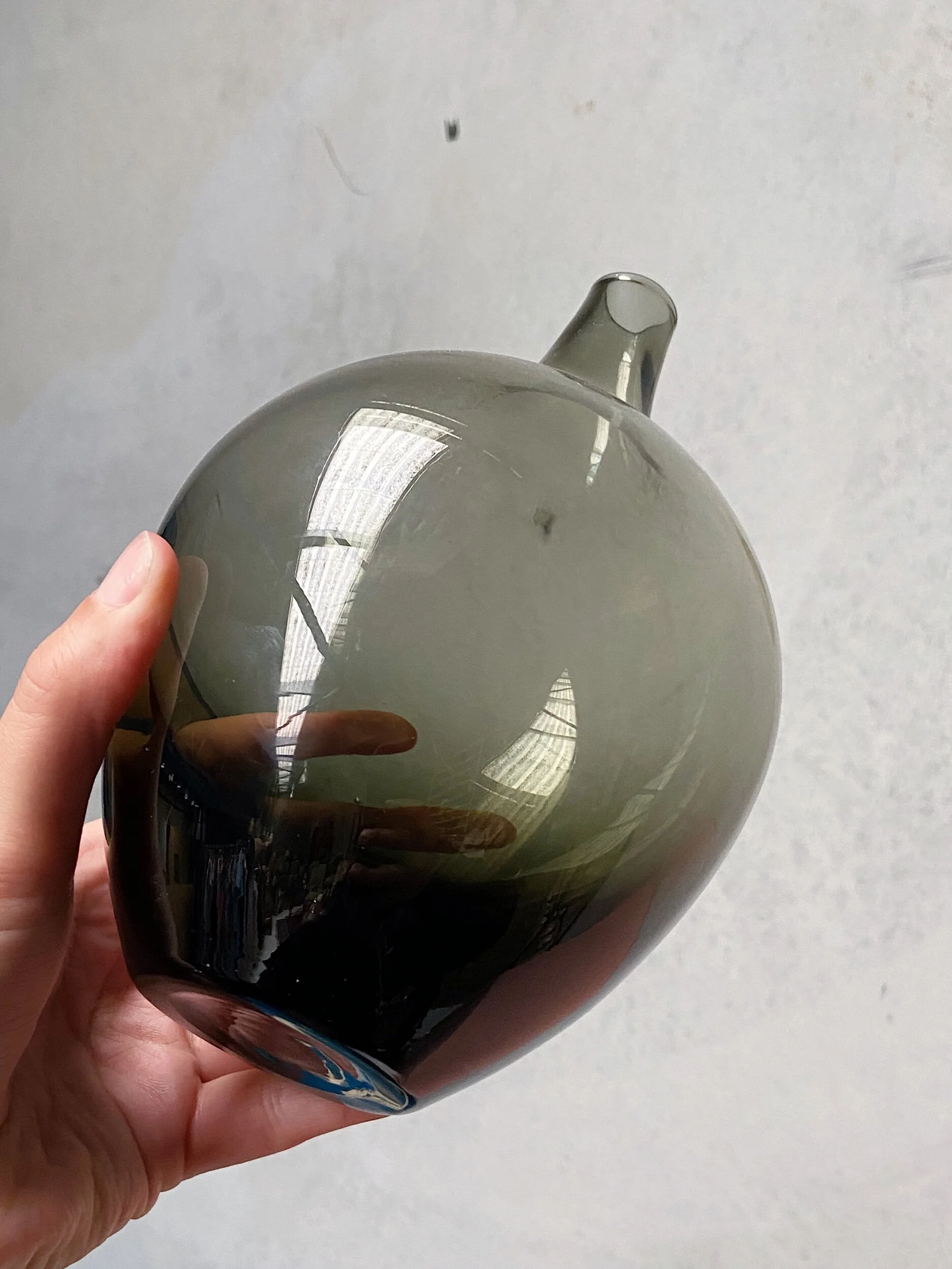 EDB55637-9A18-4AF0-93D2-A62B31ACF42E