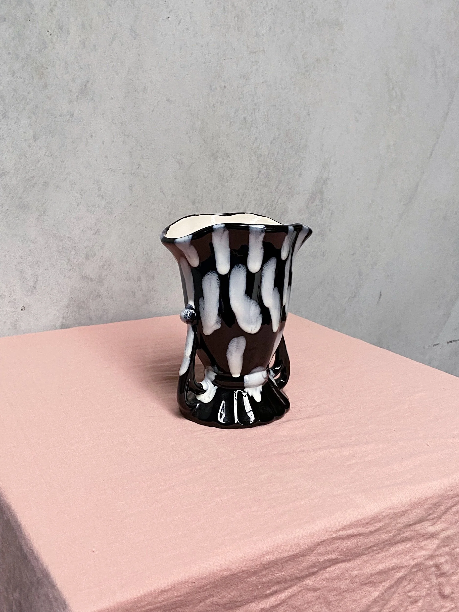 ACC51DB0-F0C6-4EF3-8924-FDB0AFFE6A87