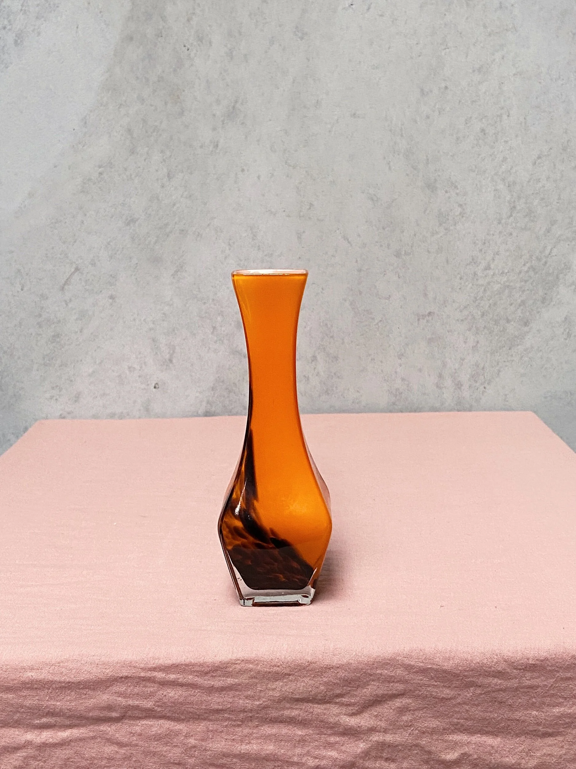 810E8C50-C581-4AEC-8641-E737F6F08F72