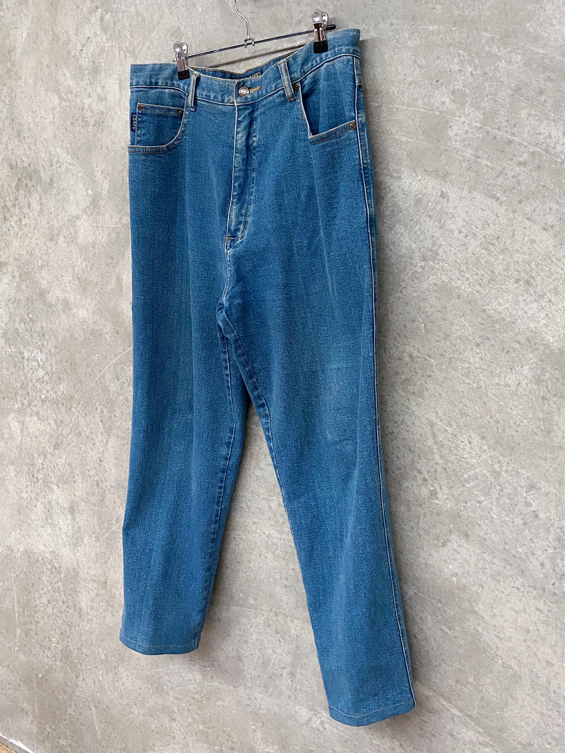 0E3063AE-F051-4AF5-B448-7C01C792DE6B