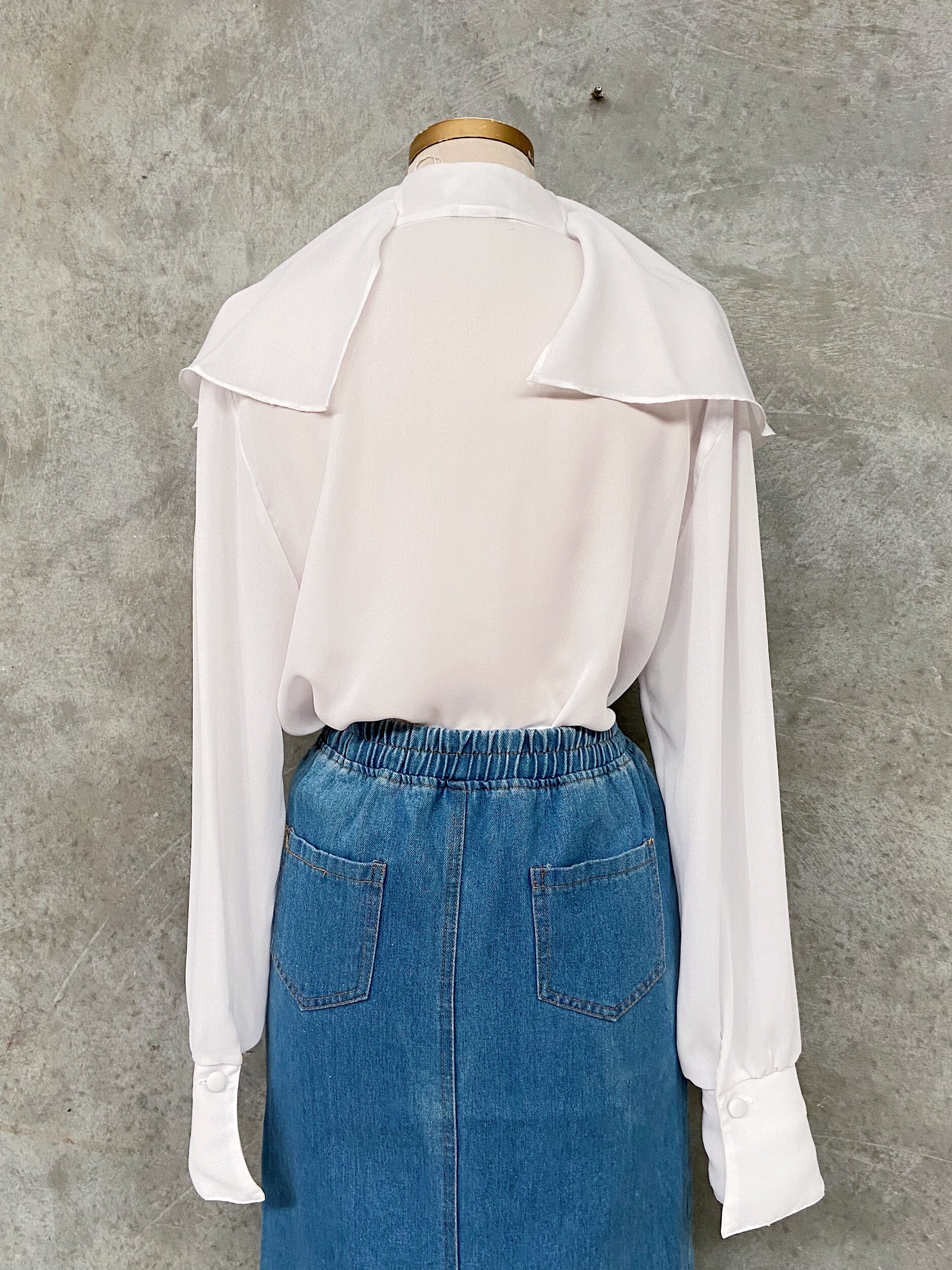 A5412C12-26D4-4D53-9AD8-529D74D1F36B