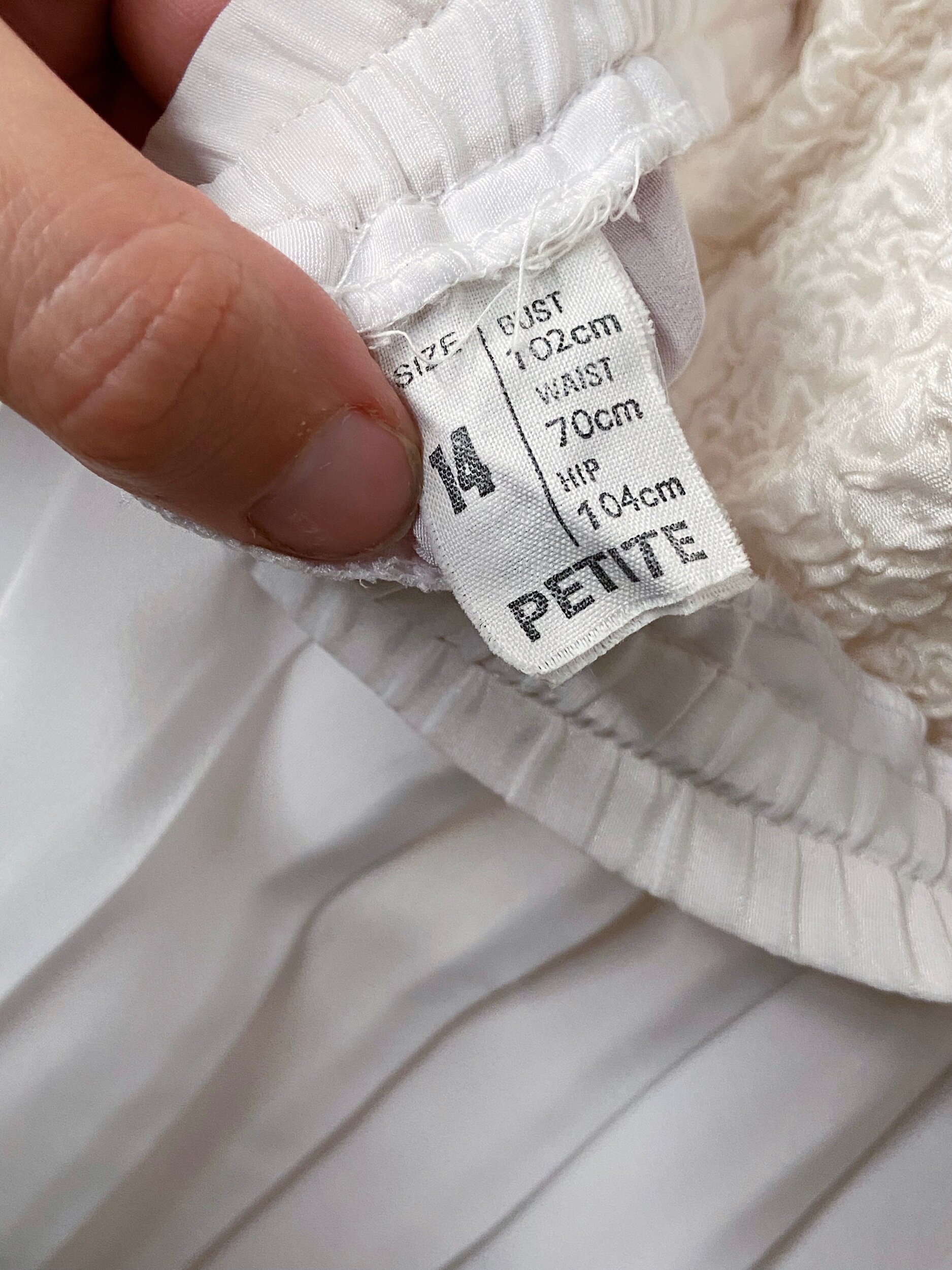 888812A6-4B5D-4E66-AAFE-7208F9CDB0AD