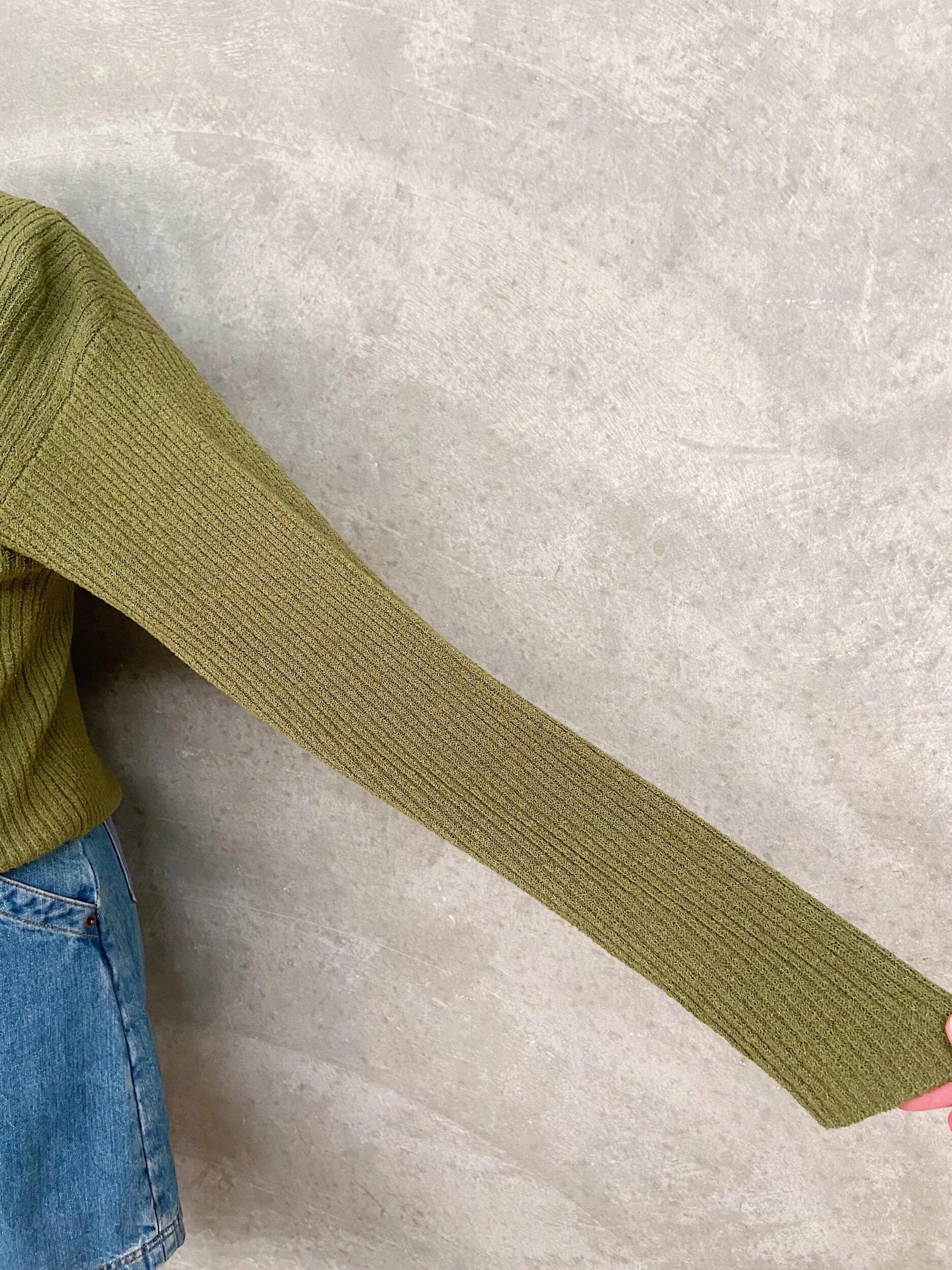 C5A38448-4213-4141-B619-1A8E0B2742D4