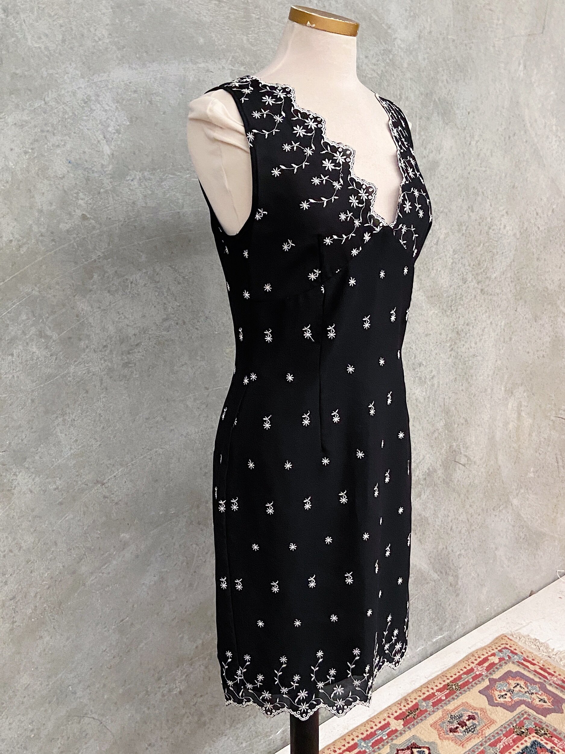 A0E51C5B-A0A5-4A0E-8769-19BD7FAA5F42