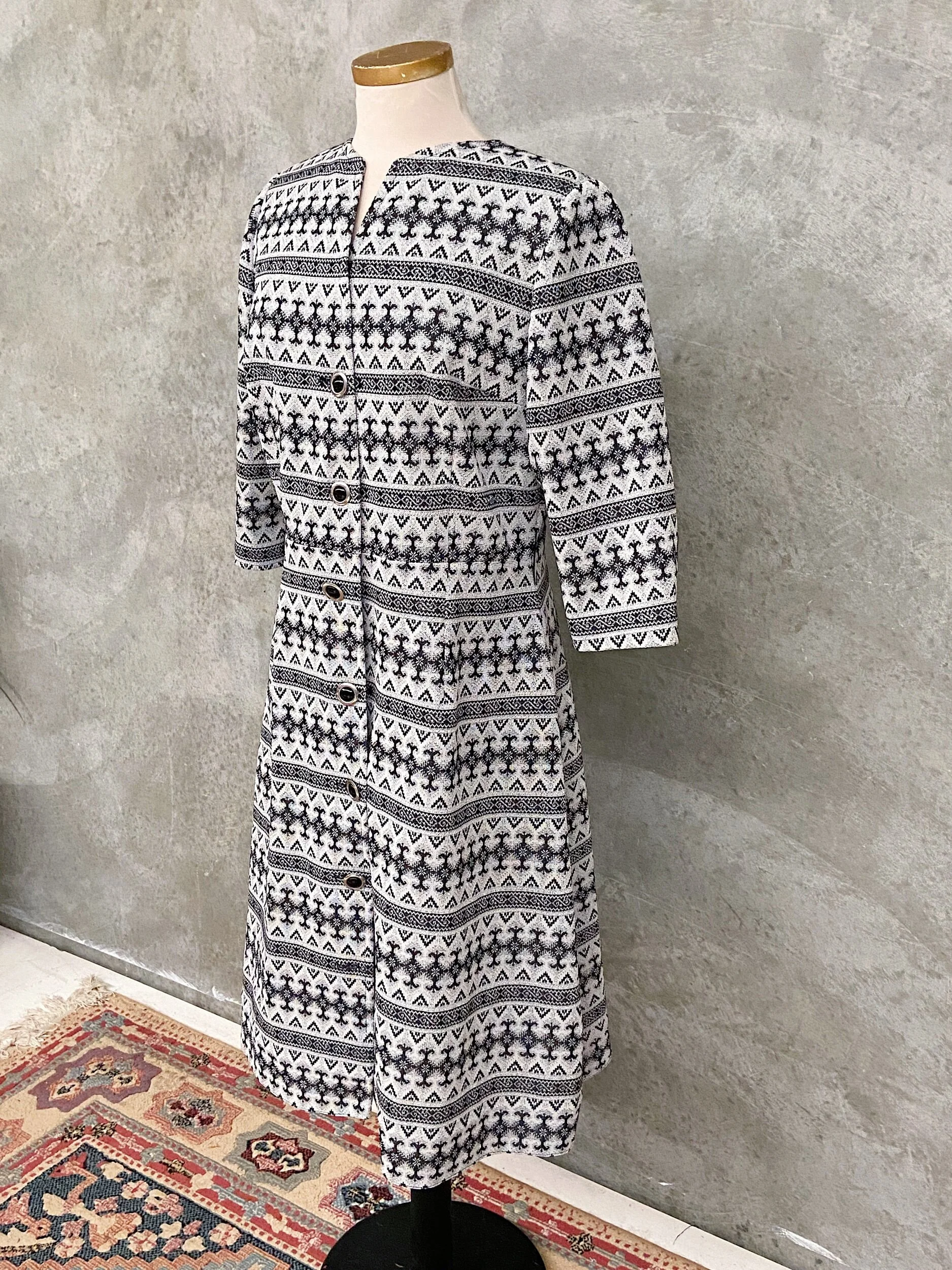 2FBA5566-D6E5-464A-8752-77ED99EA6BF2