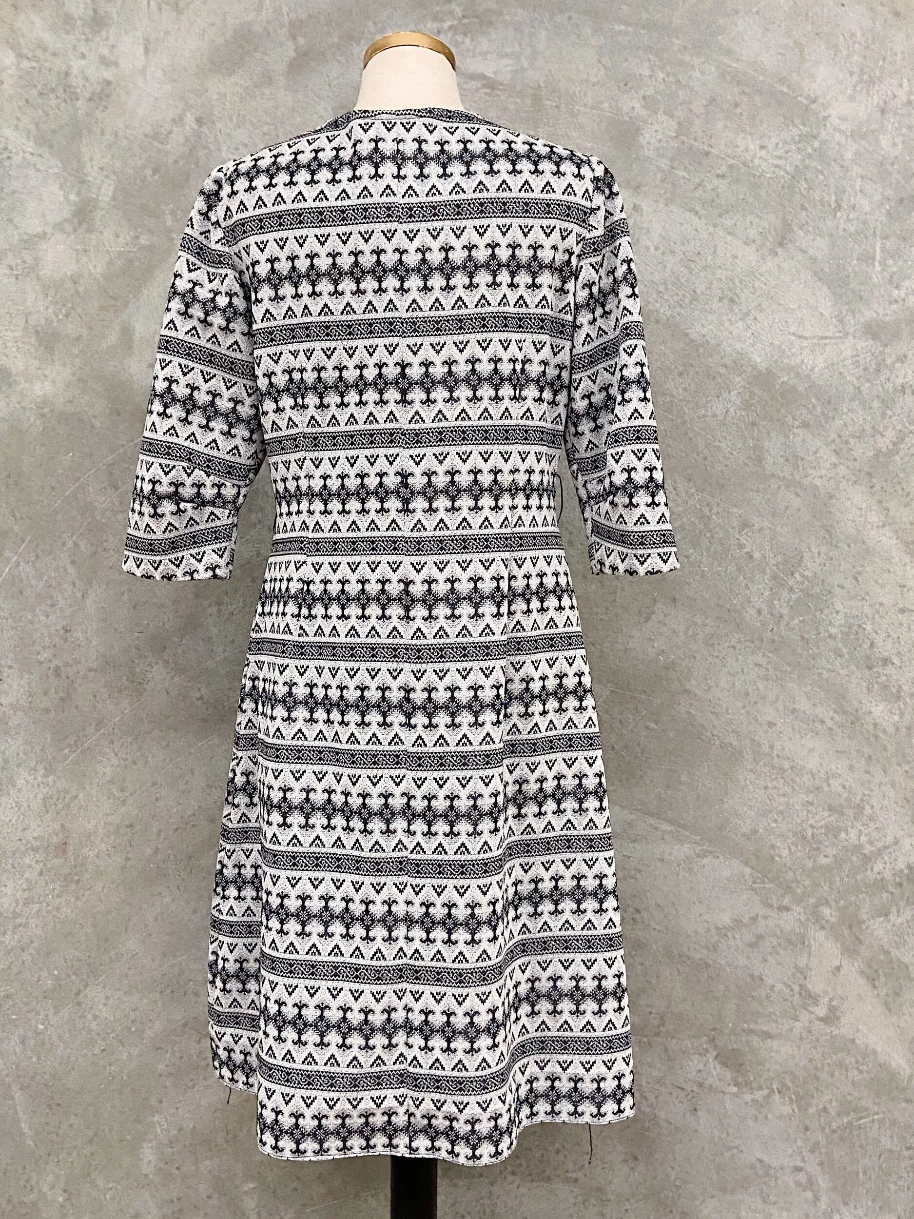 49166738-3DBA-43B6-BFF8-C99B7B79EF6F