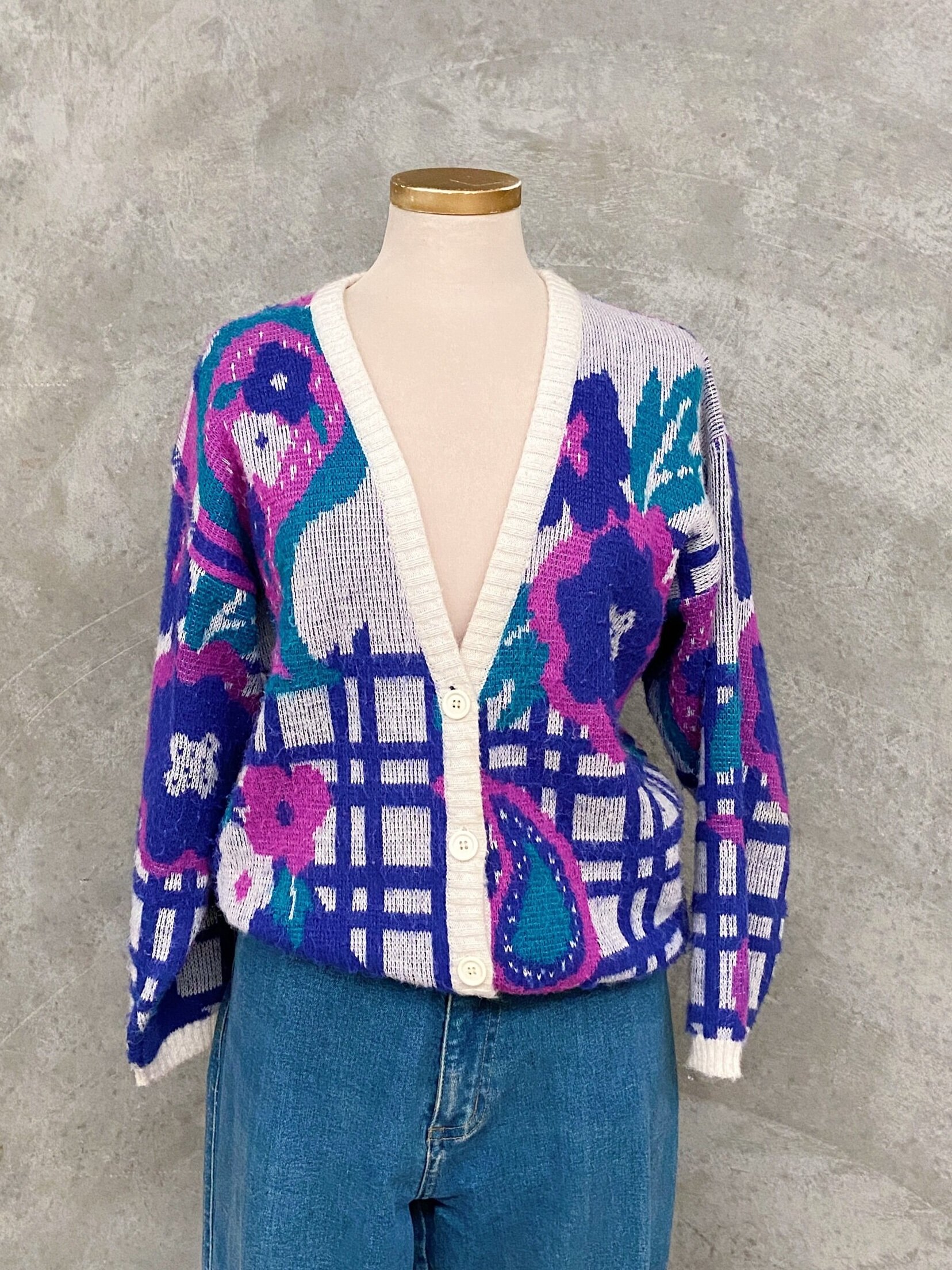 69BE8EF9-004E-4AFA-B611-84C447B39E83